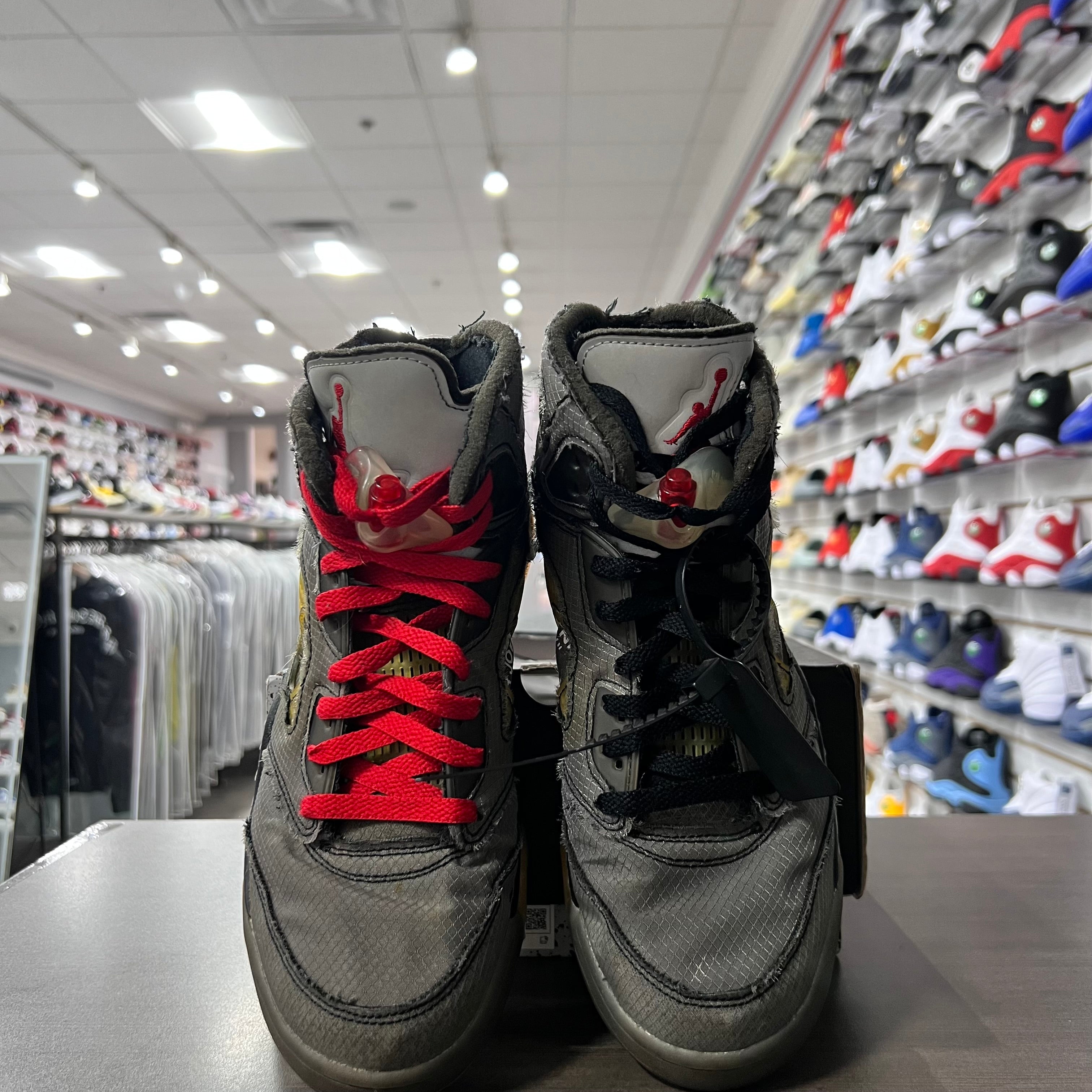 Jordan Retro 5 Mens Off White Muslin (Lighlty Worn)