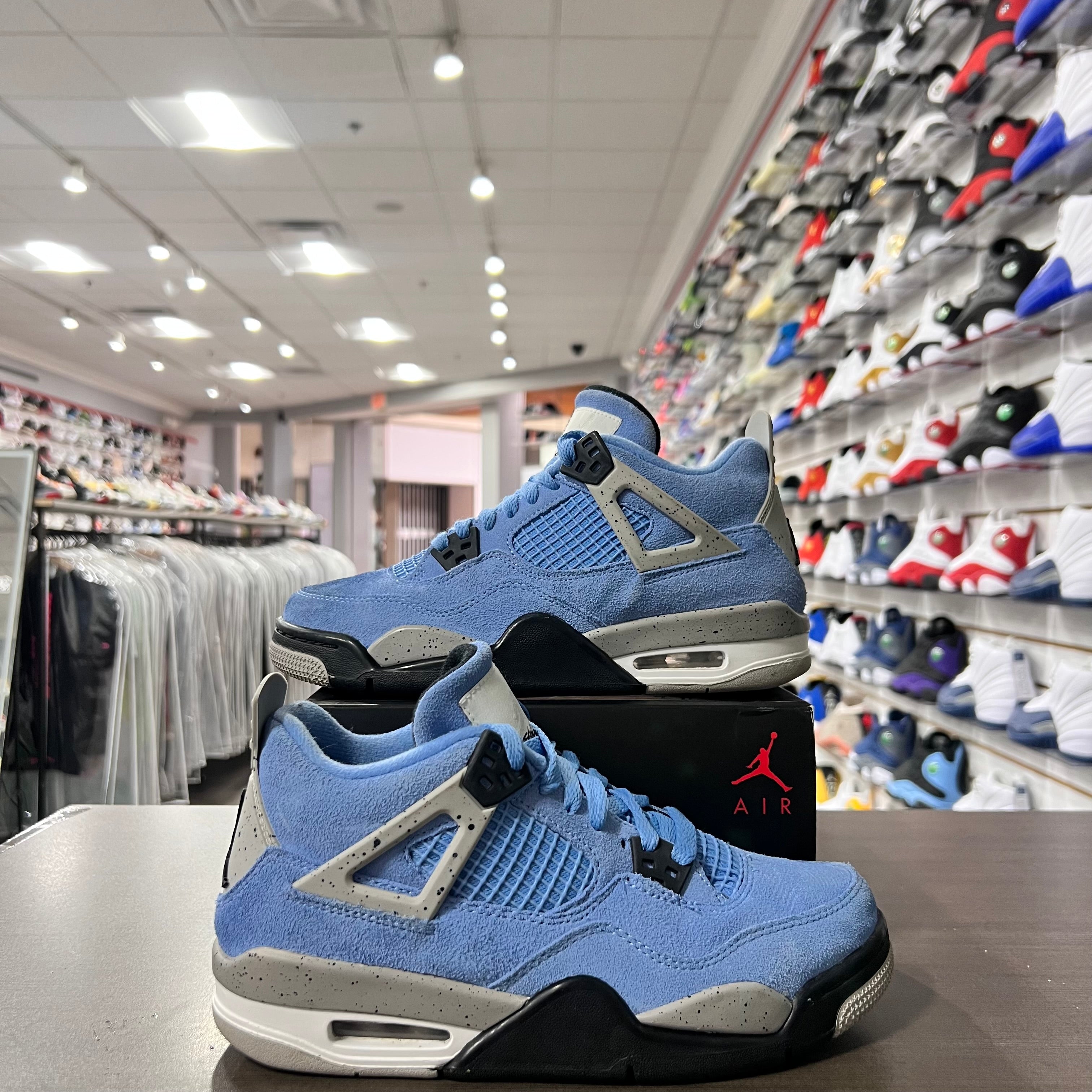 Jordan Retro 4 Gs University Blue (Lightly Worn+Replacement Box)