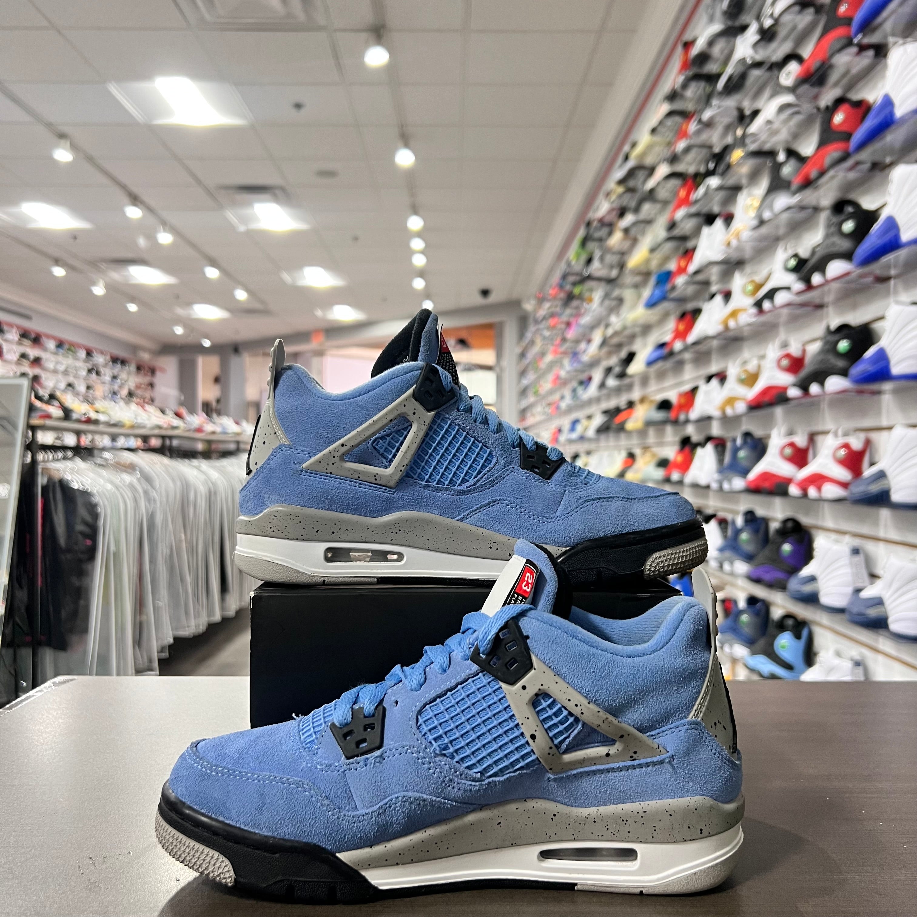 Jordan Retro 4 Gs University Blue (Lightly Worn+Replacement Box)