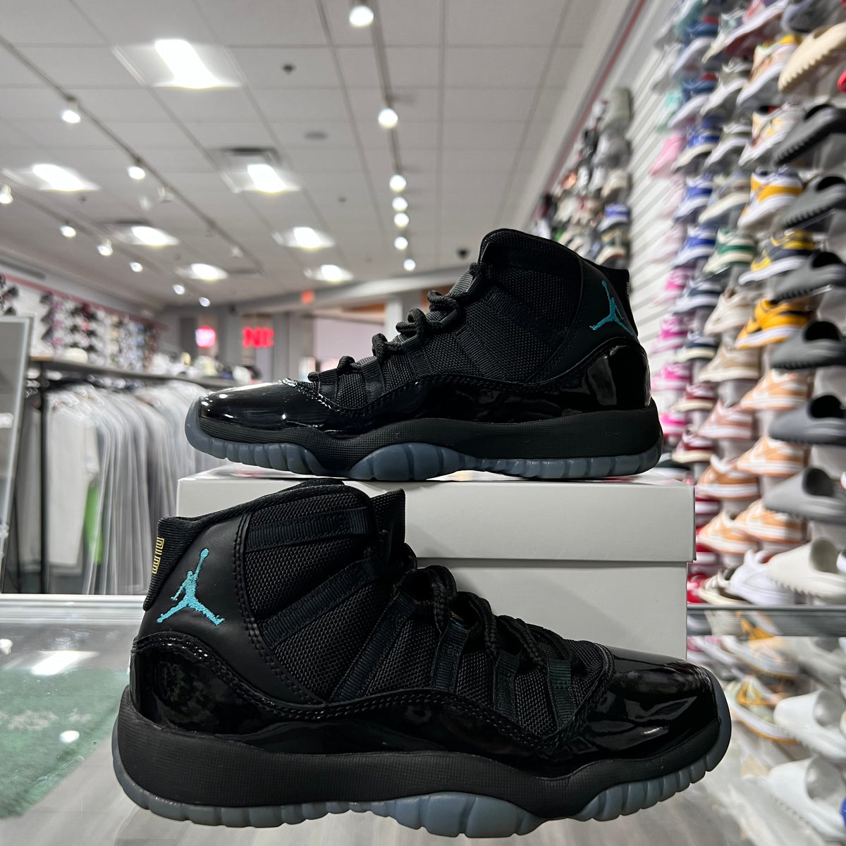 Jordan Retro 11 GS Gamma (Lightly Worn+Replacement Box+Read Description)