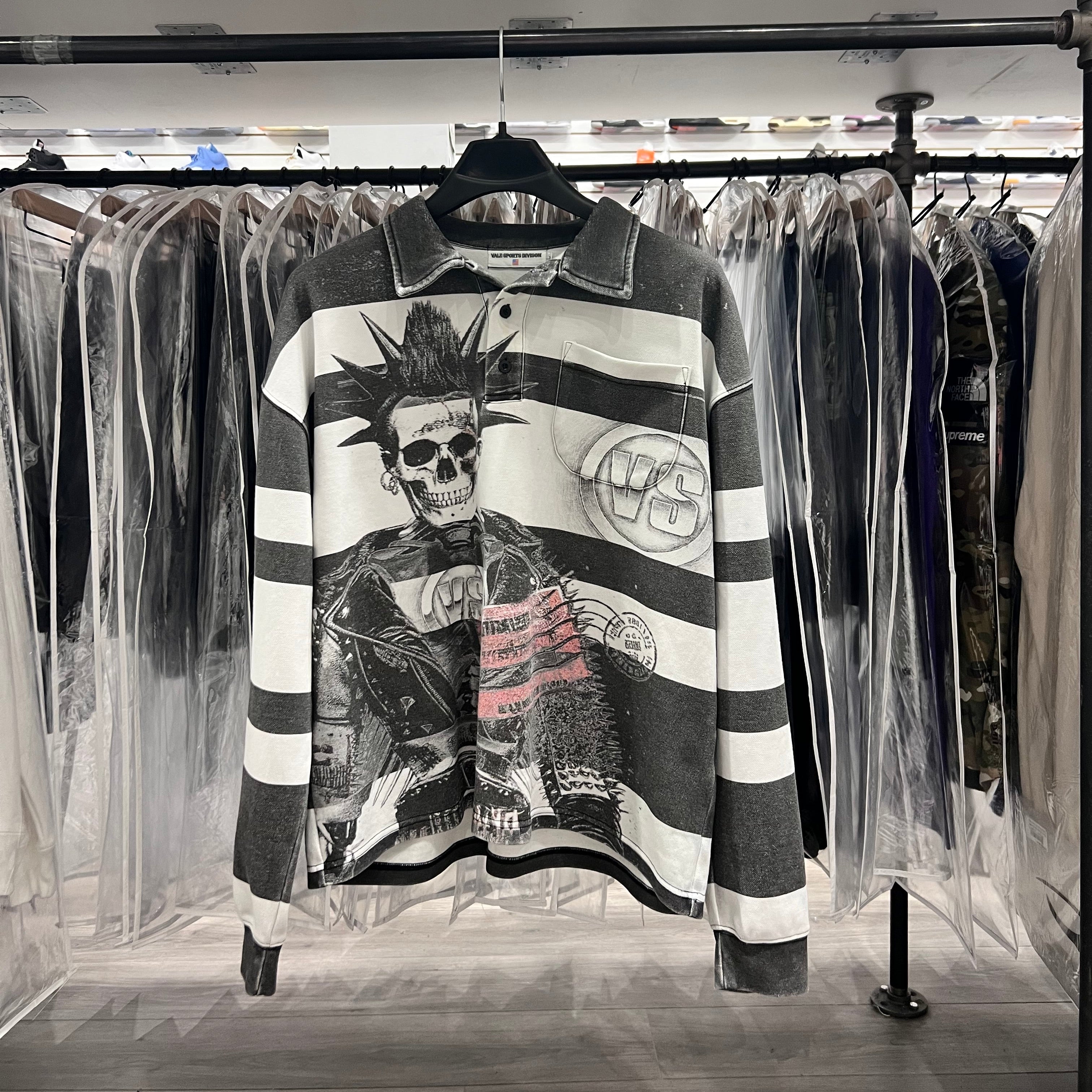 Vale Valley Long Sleeve Skeleton Graphic (Lightly Worn)