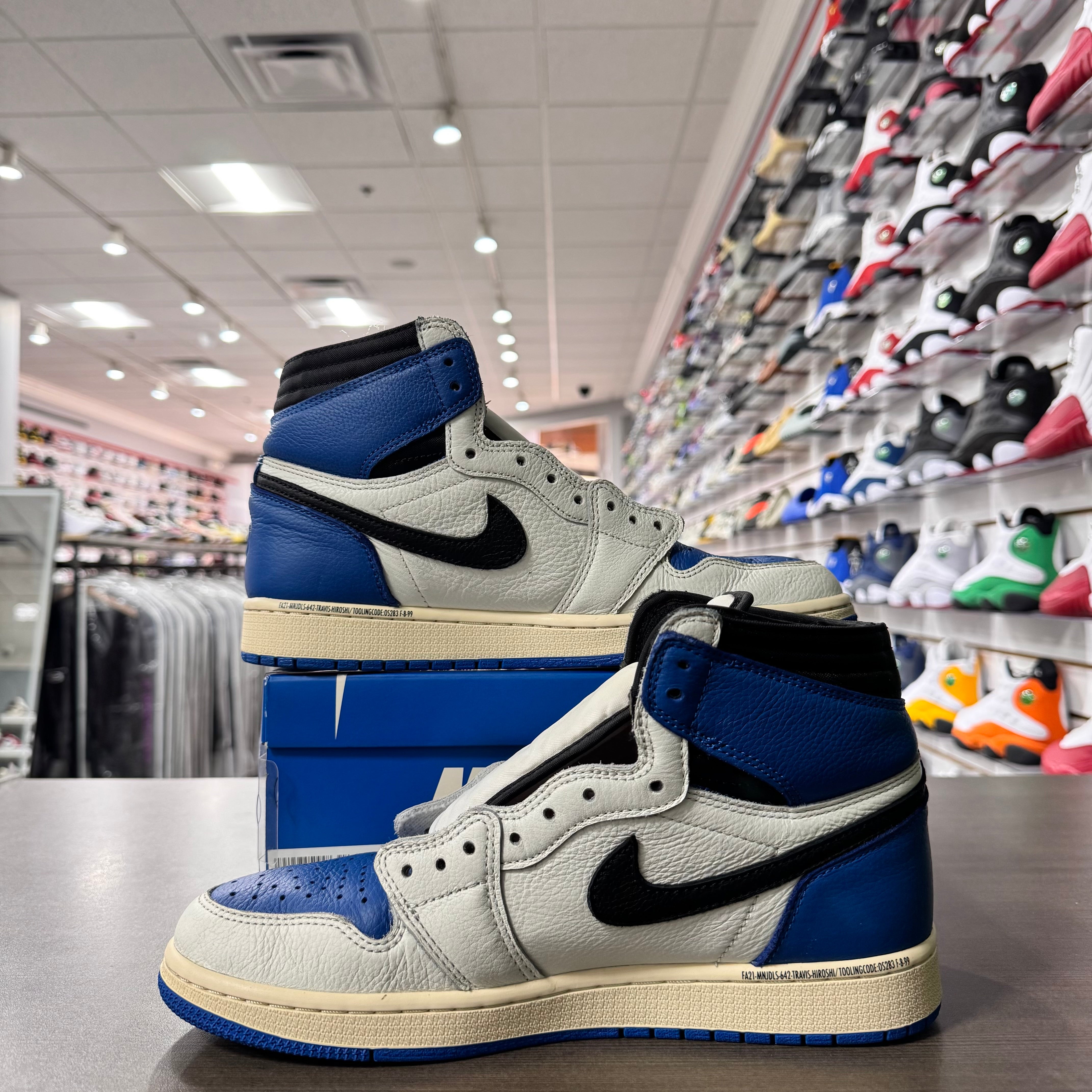 Jordan Retro 1 High Og Mens Travis Scott Fragment (Lightly Worn)