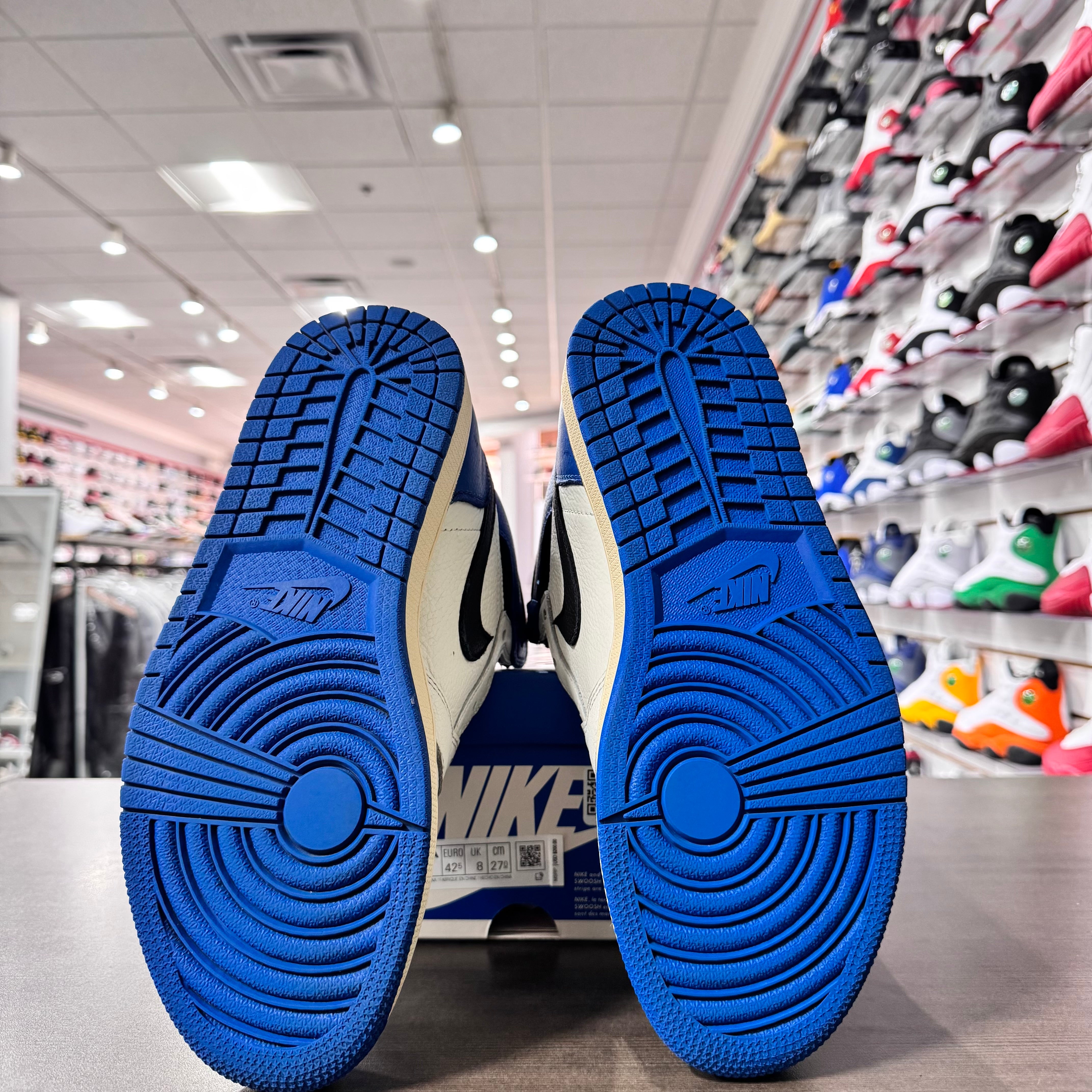 Jordan Retro 1 High Og Mens Travis Scott Fragment (Lightly Worn)