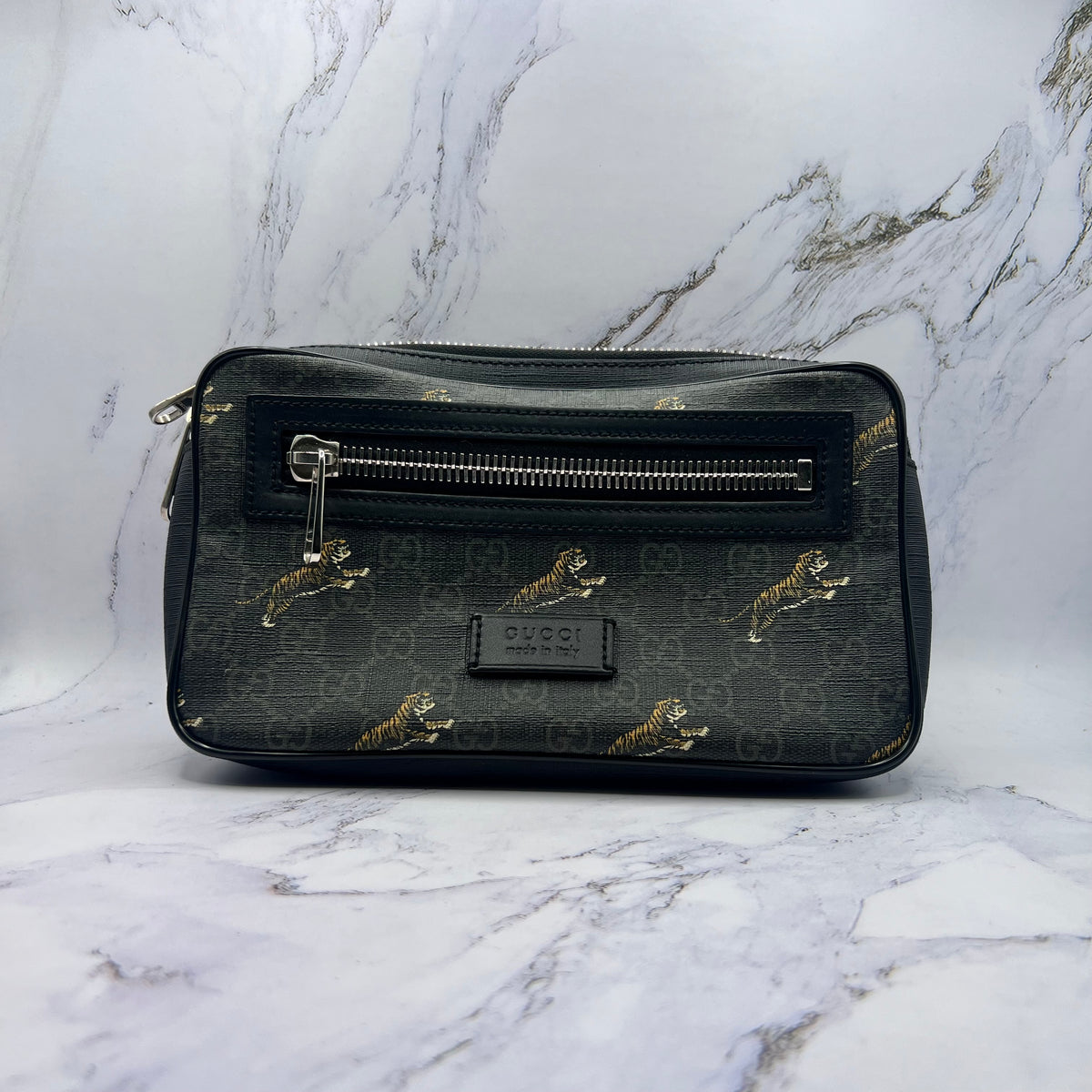 Gucci GG Supreme Tiger Belt Bag (Lightly worn)