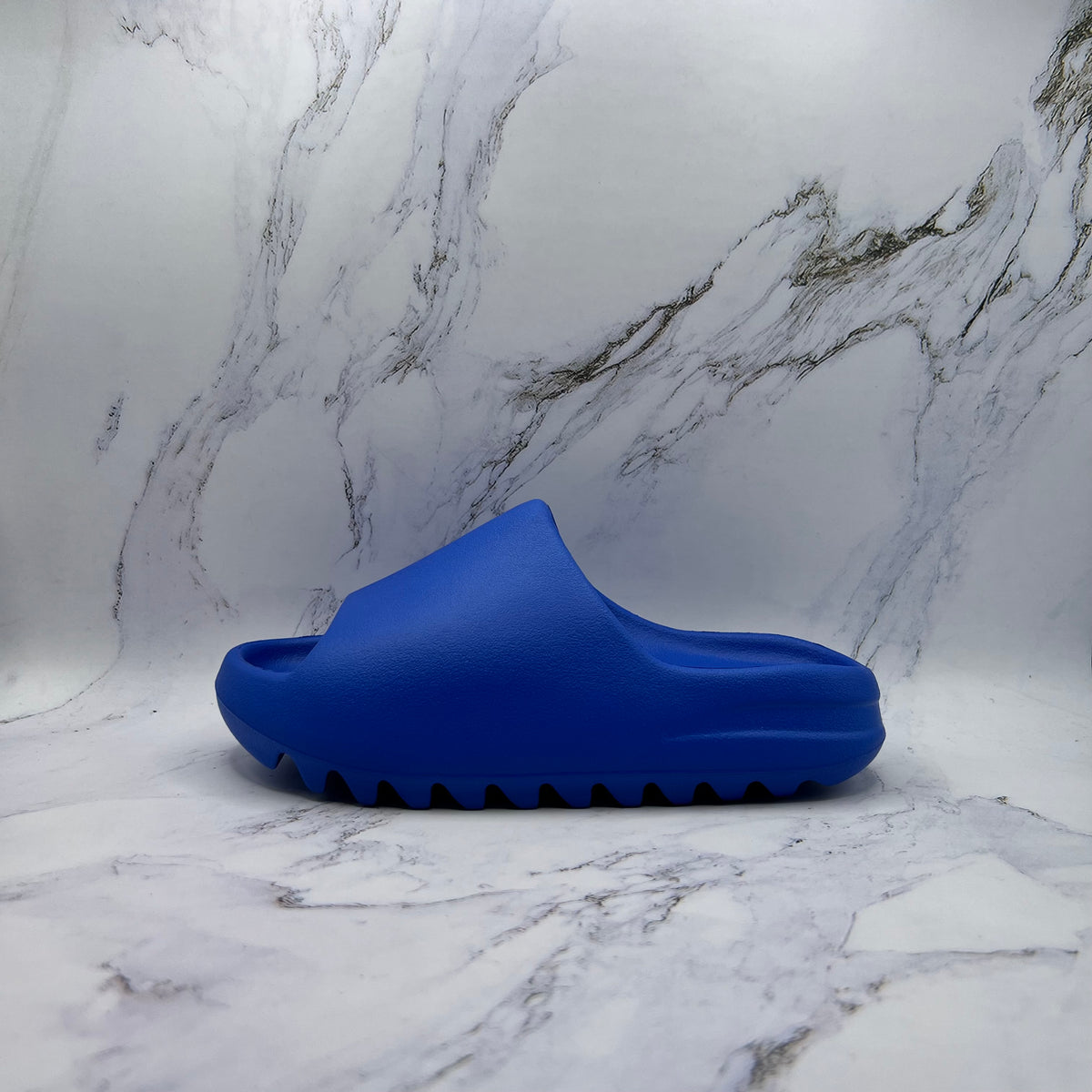Yeezy Slide Azure