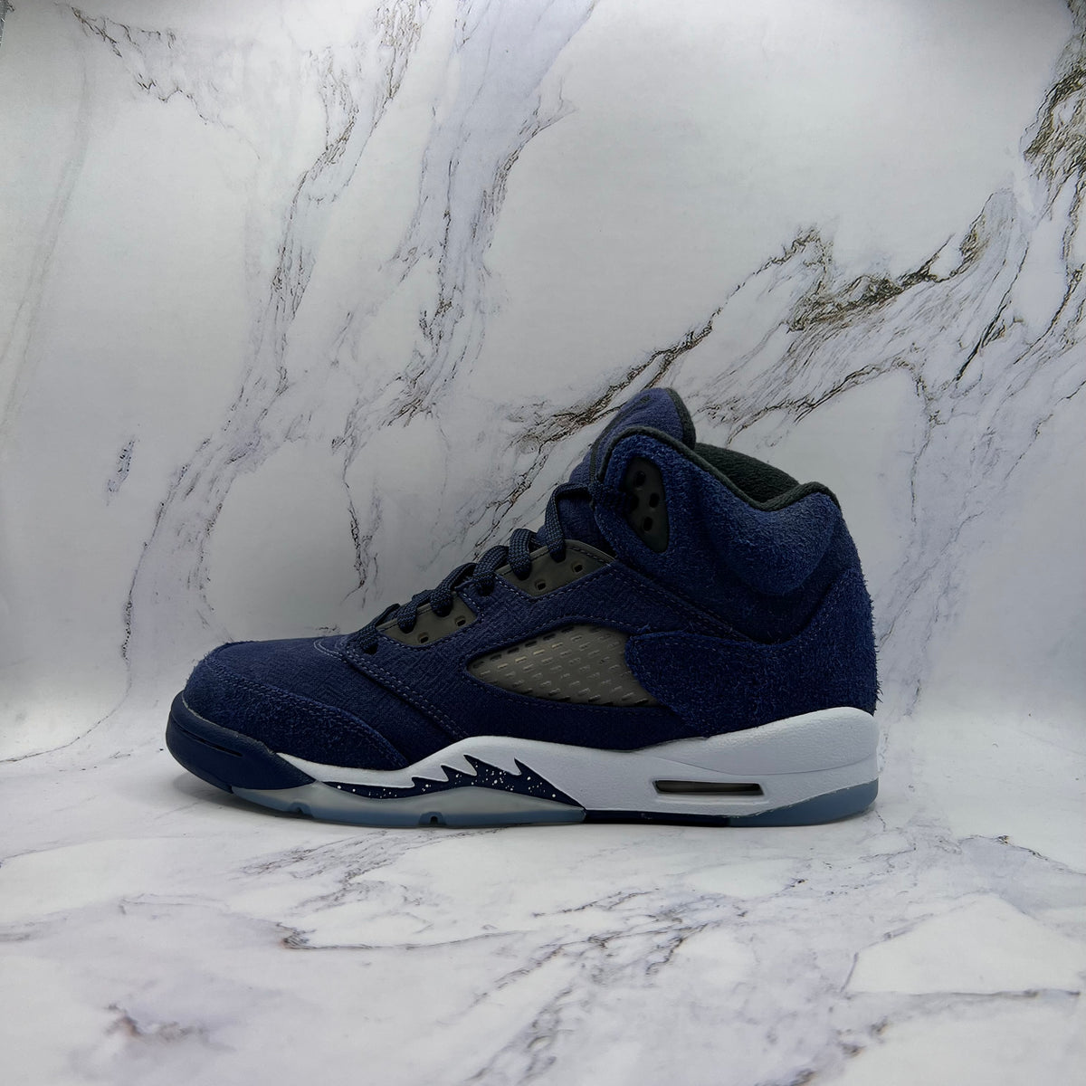 Jordan Retro 5 Gs Georgetown (Missing Lace Lock)