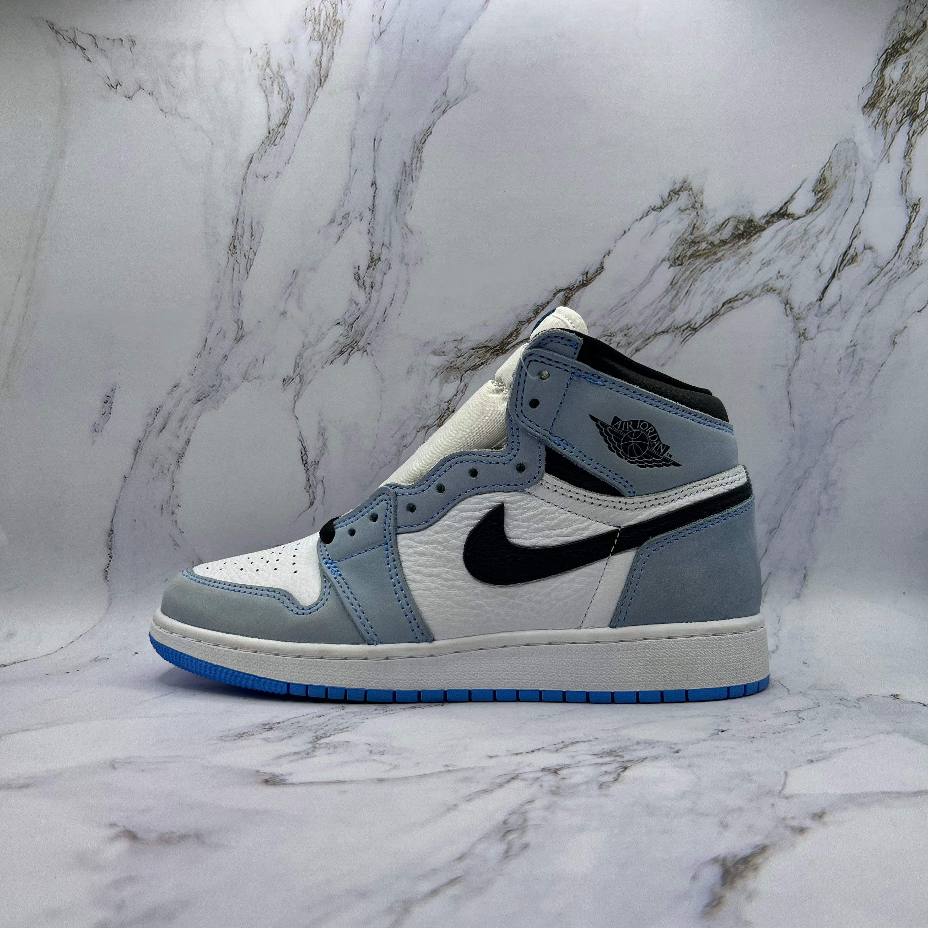 Jordan Retro 1 High Og Gs University Blue (Defect)
