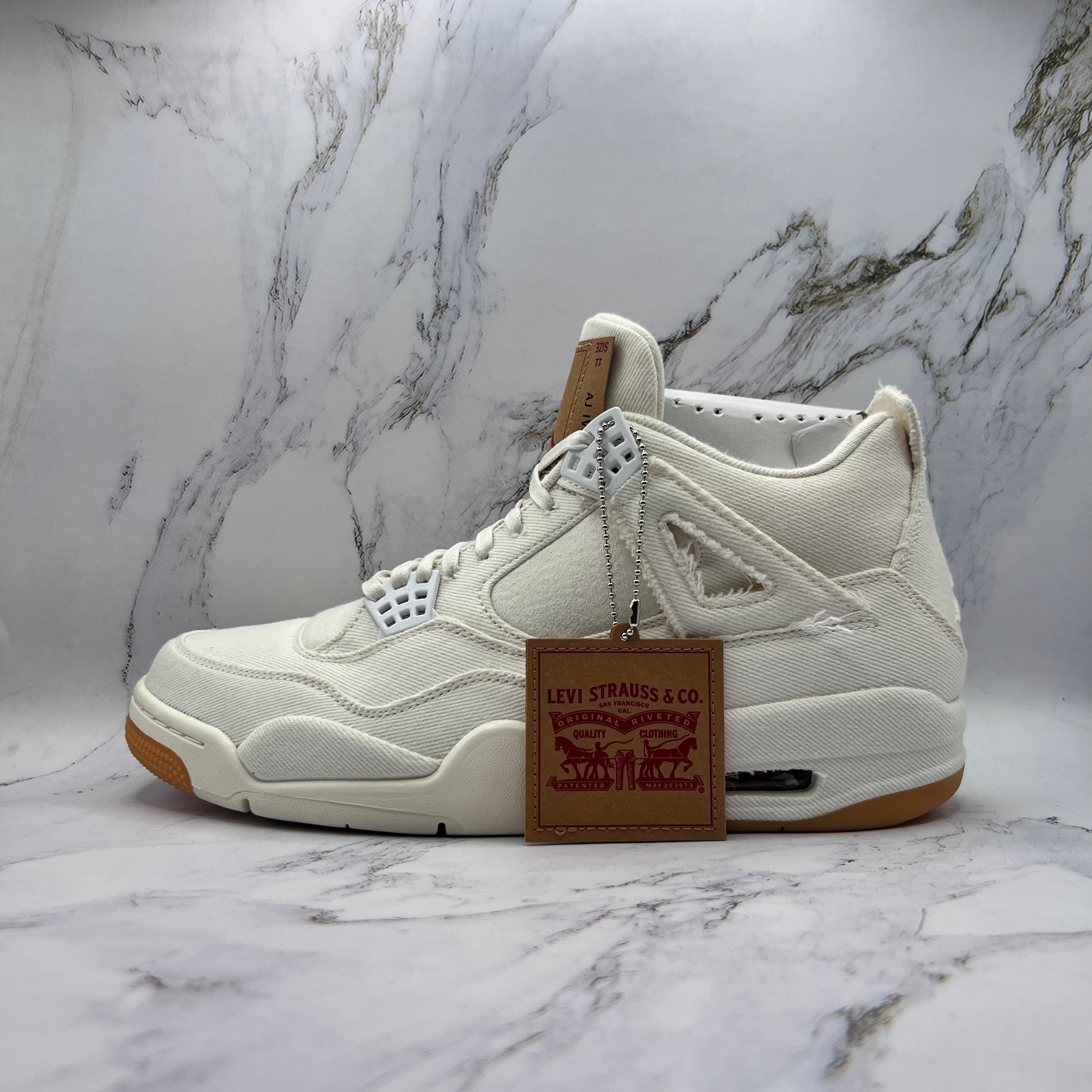 Jordan Retro 4 Mens Levi White