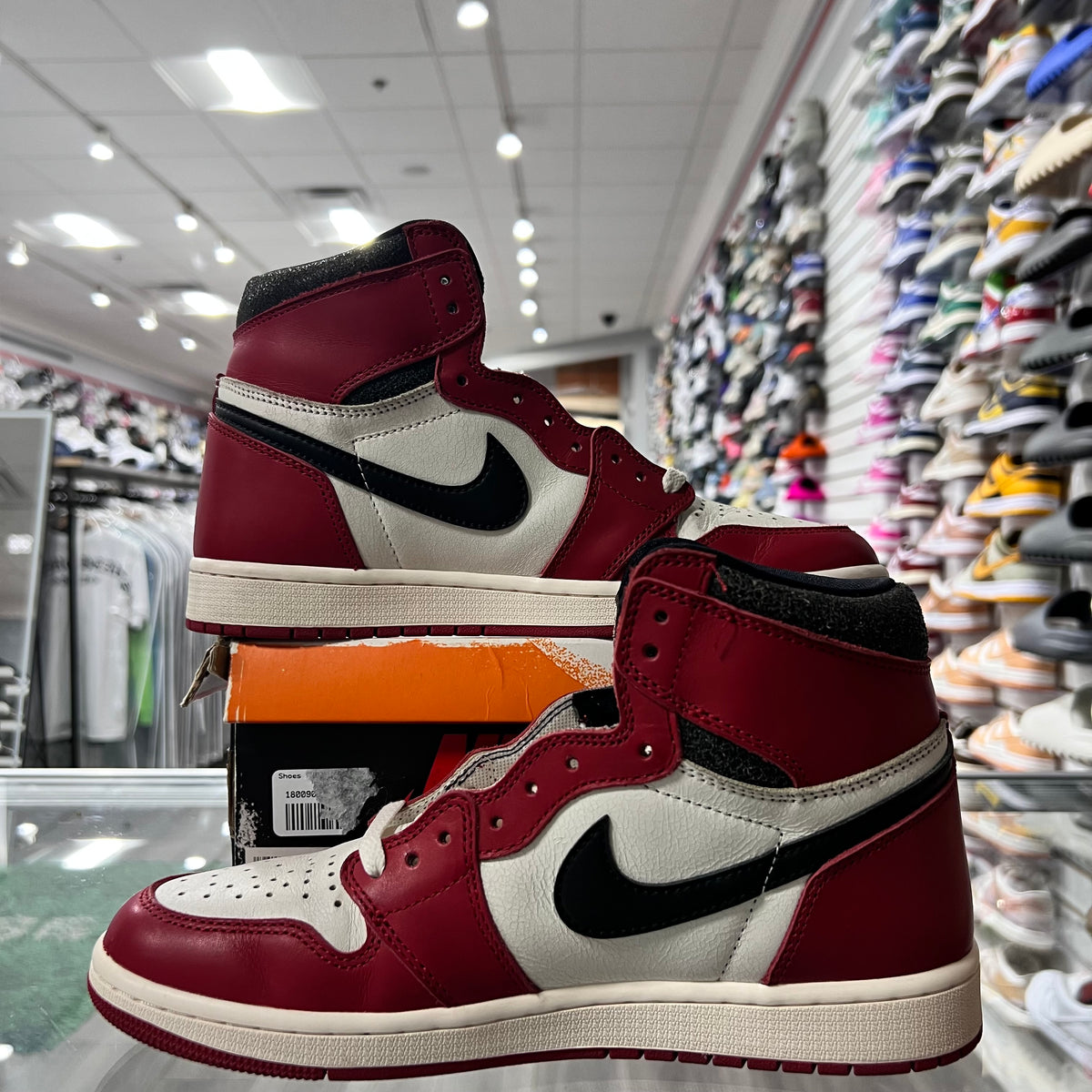 Jordan Retro 1 High Og Mens Lost & Found (Lightly Worn)