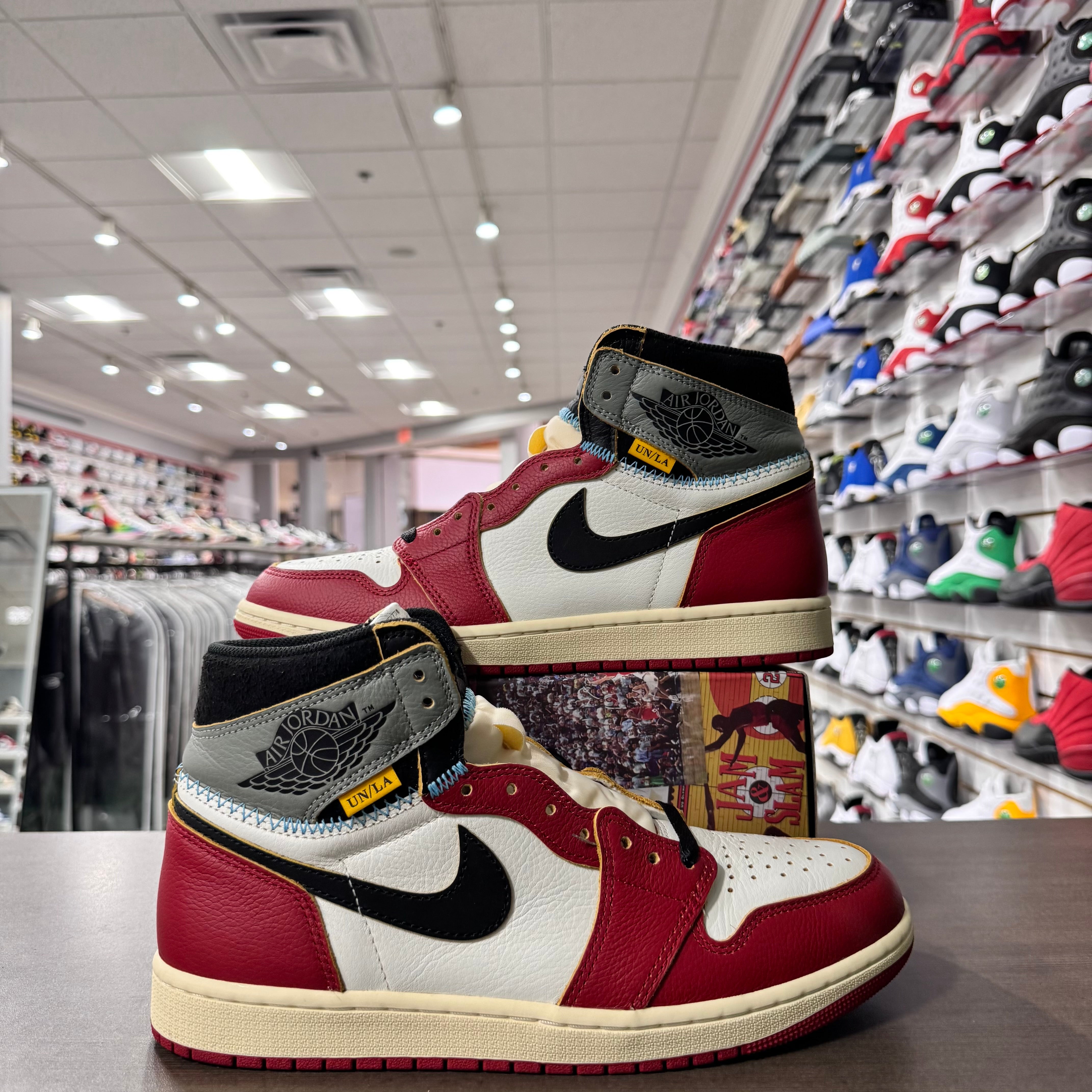 Jordan Retro 1 High Og Mens Union LA Chicago Shadow (Lightly Worn)