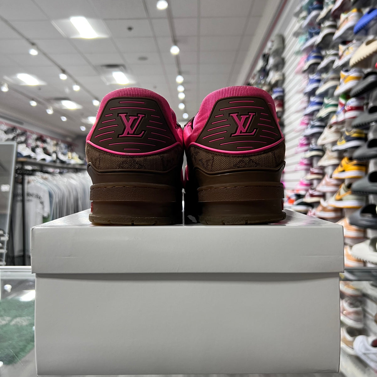 Louis Vuitton Trainer Pink/Brown Monogram (Lightly Worn+Replacement Box)