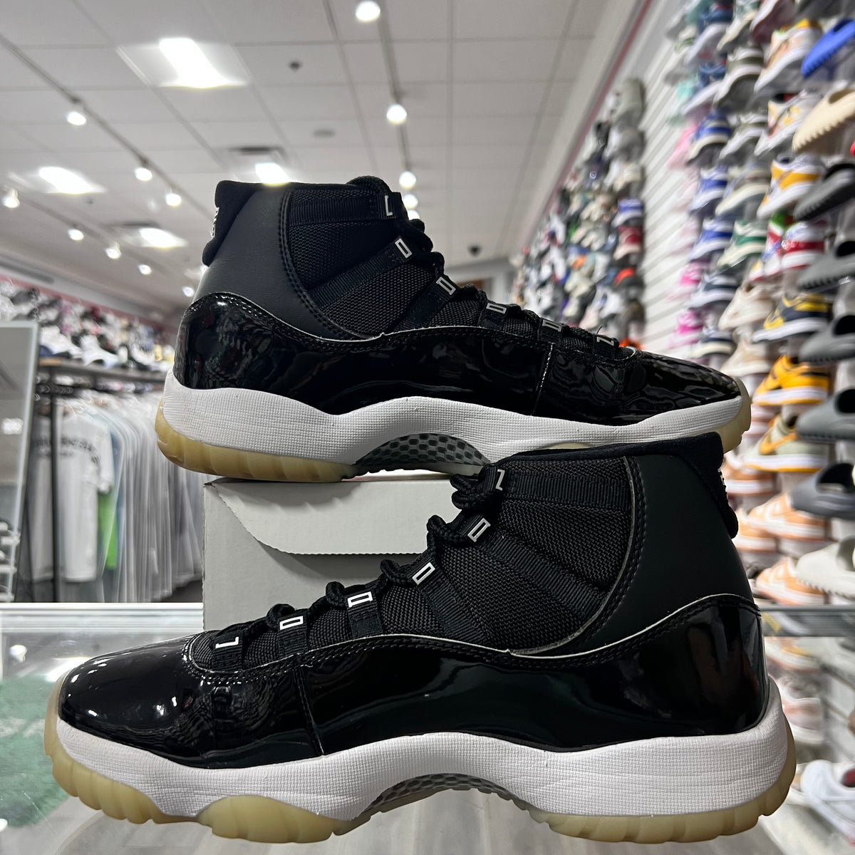 Jordan Retro 11 Mens Jubilee (Lightly Worn+Replacement Box)