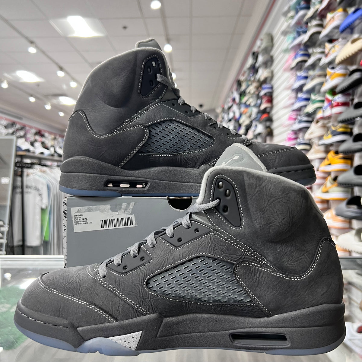 Jordan Retro 5 Mens Wolf Grey (Lightly Worn)