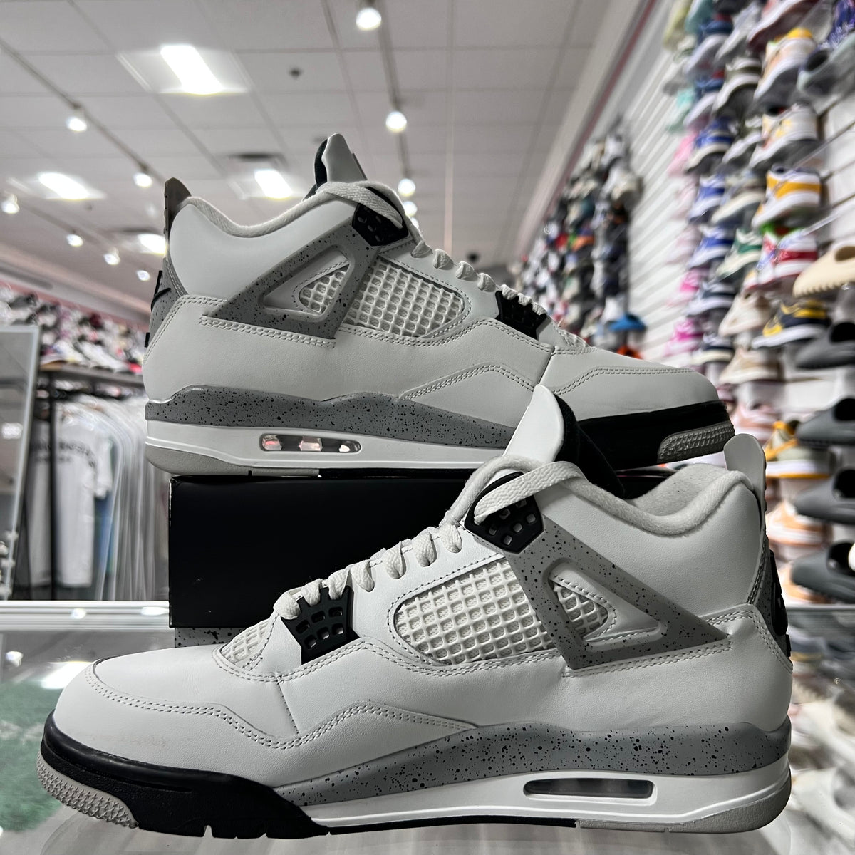 Jordan Retro 4 Mens White Cement (Lightly Worn)