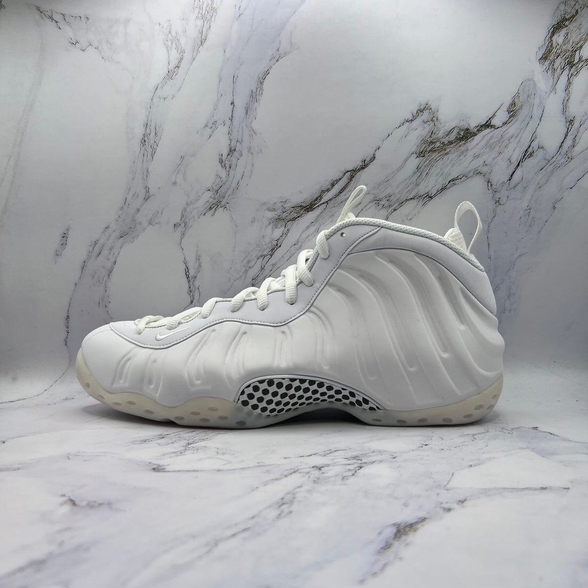 Nike Foamposites One Triple White