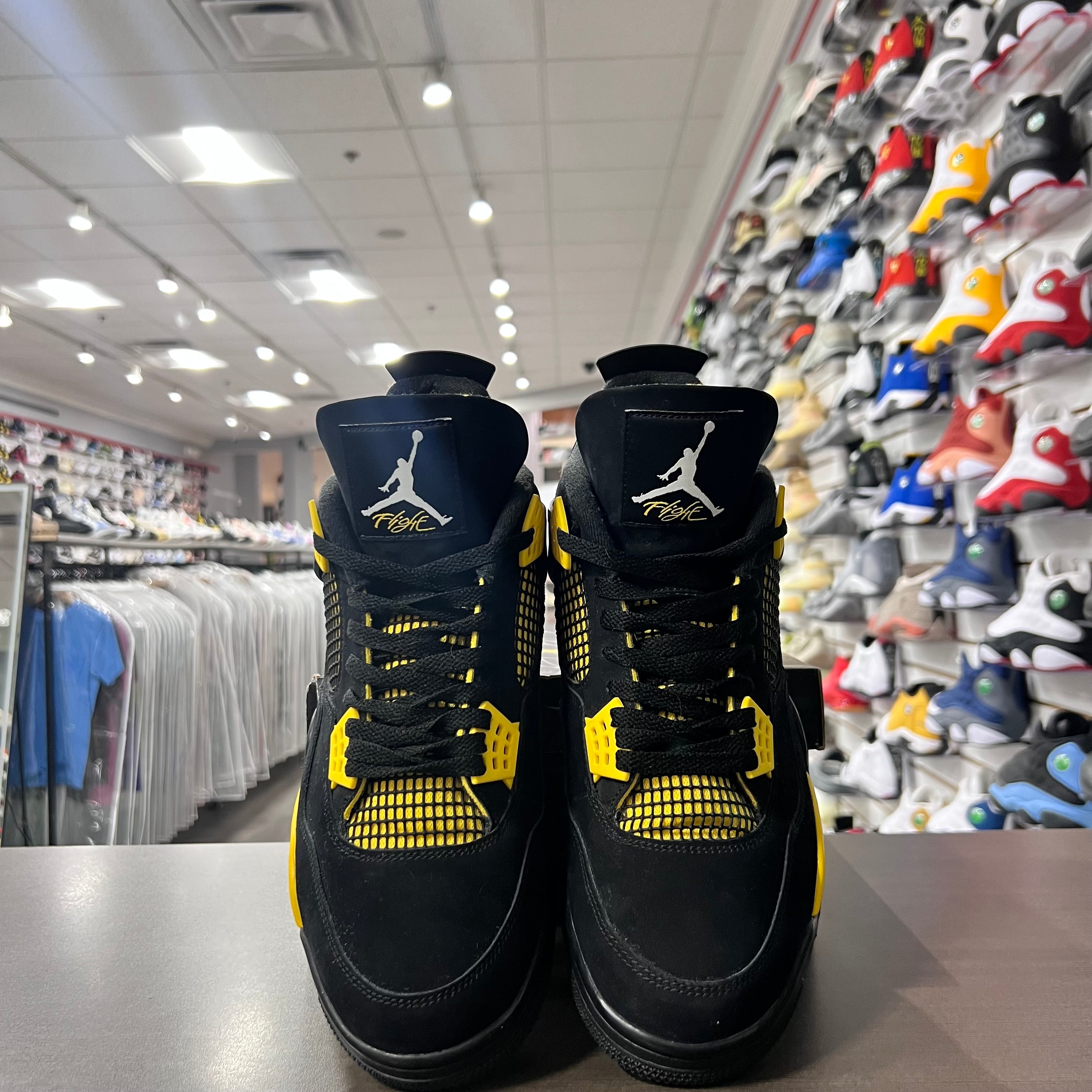 Jordan Retro 4 Mens Yellow Thunder (Lightly Worn)