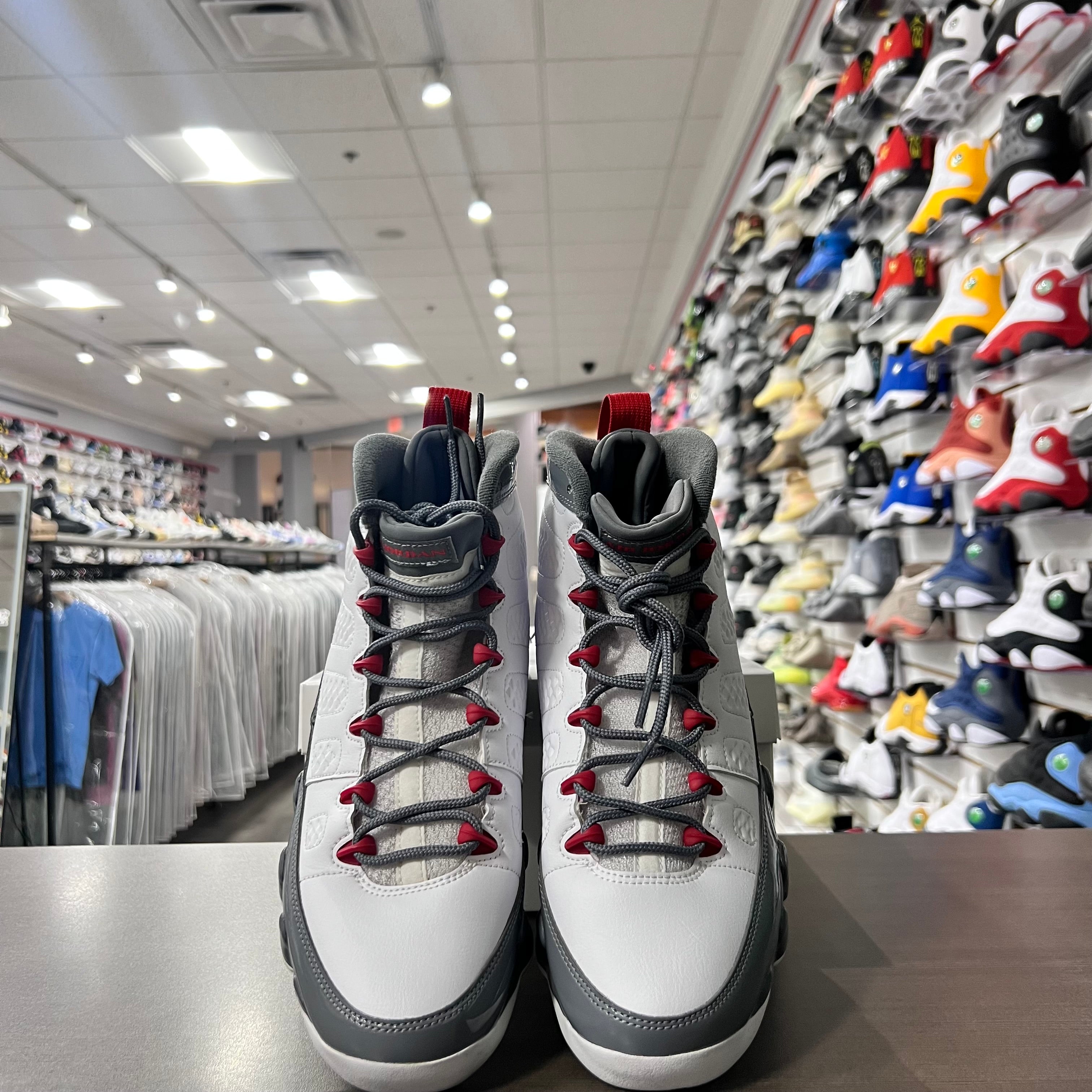 Jordan Retro 9 Mens Fire Red (Lightly Worn + Replacement Box)