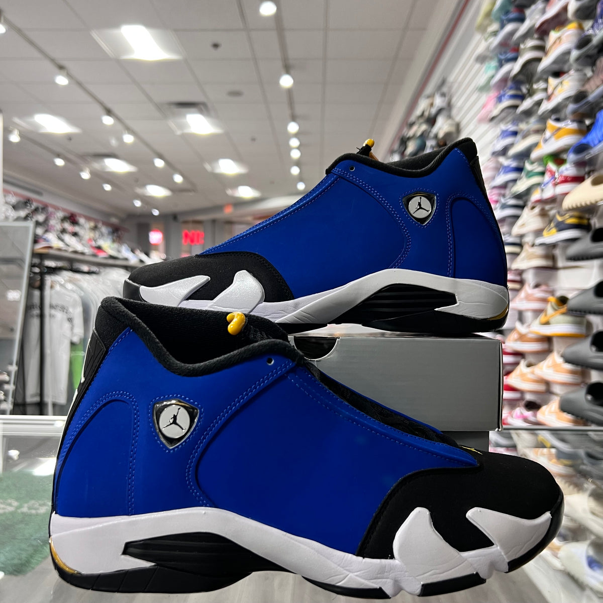 Jordan Retro 14 Mens Laneys (Lightly Worn)