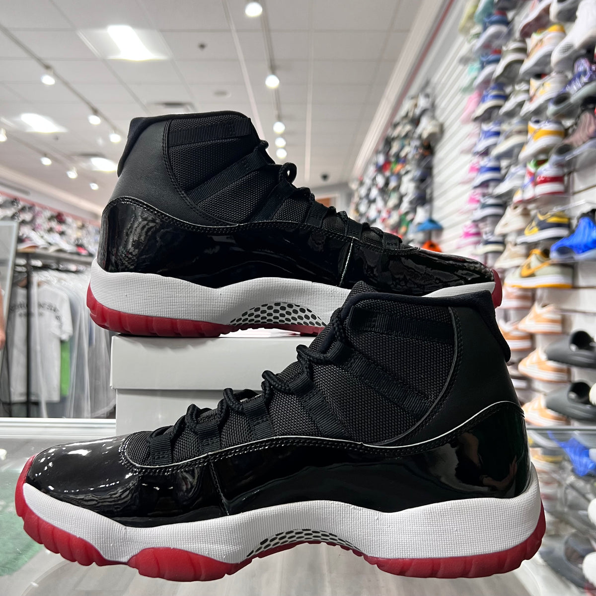 Jordan Retro 11 Mens Bred (Lightly Worn+Replacement Box)