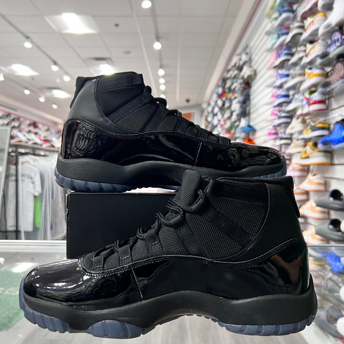 Jordan Retro 11 Mens Gamma (Lightly Worn)