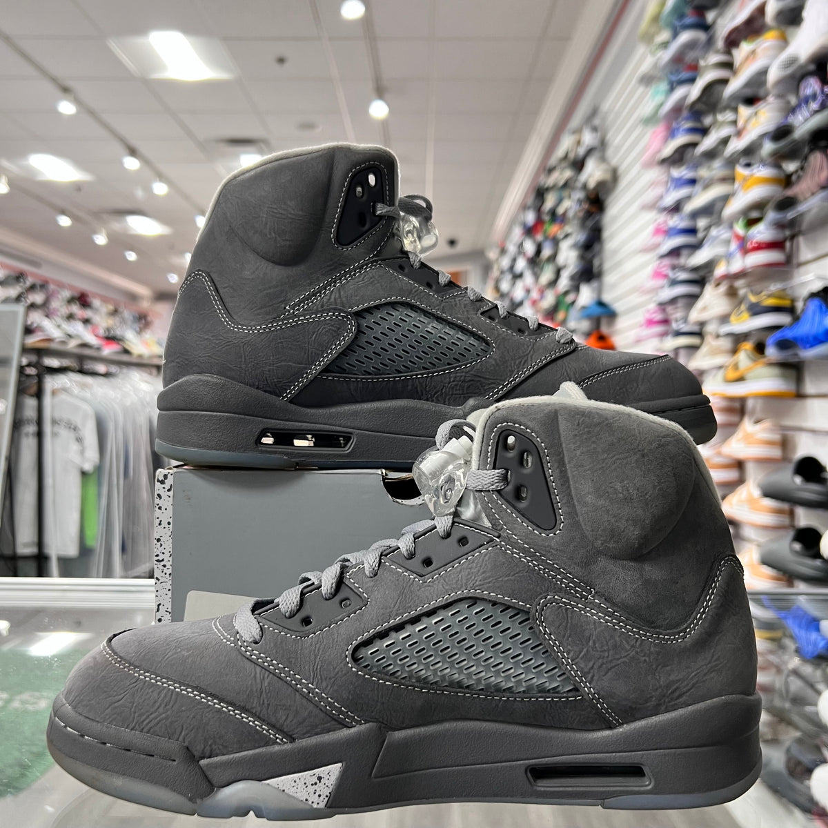 Jordan Retro 5 Mens Wolf Grey (Lightly Worn)