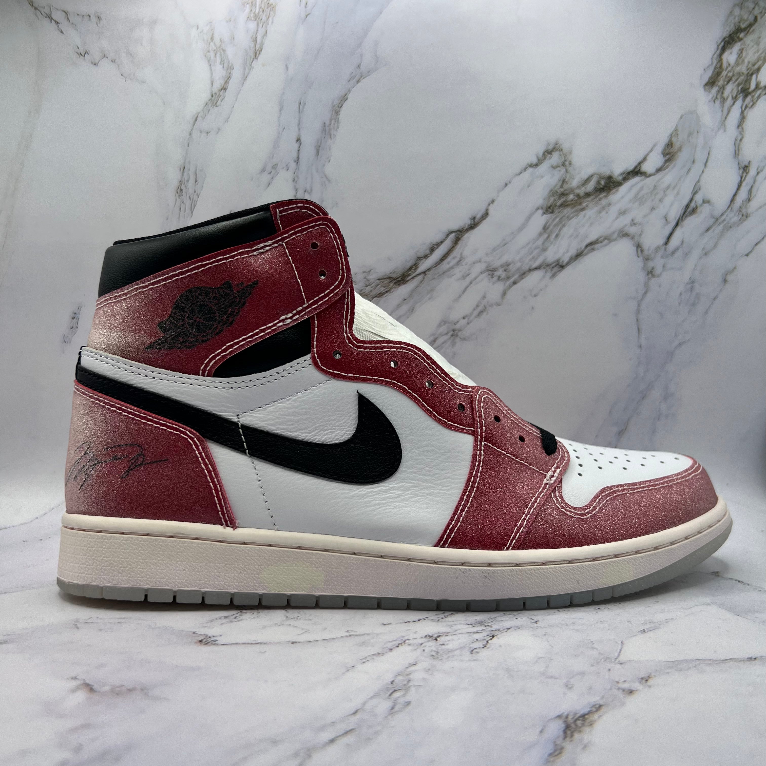 Jordan Retro 1 High Og Mens Trophy Room Chicago (Yellowed)