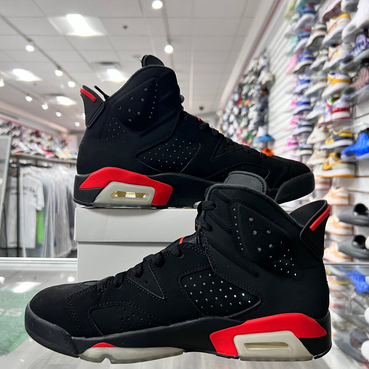 Jordan Retro 6 Mens Infrared (Lightly Worn+Replacement Box)