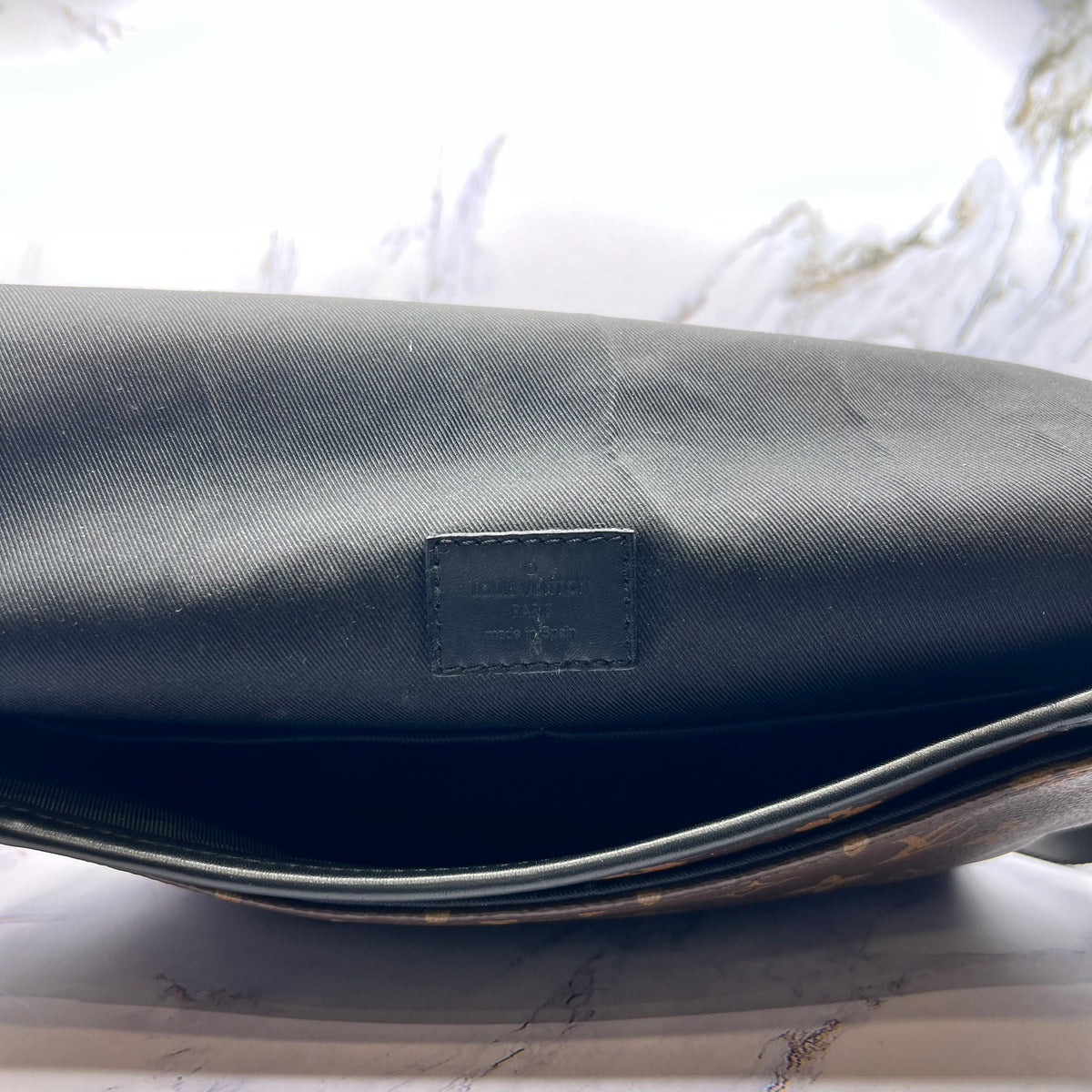 Louis Vuitton Magnetic Messenger Shoulder Bag (Lightly Worn)