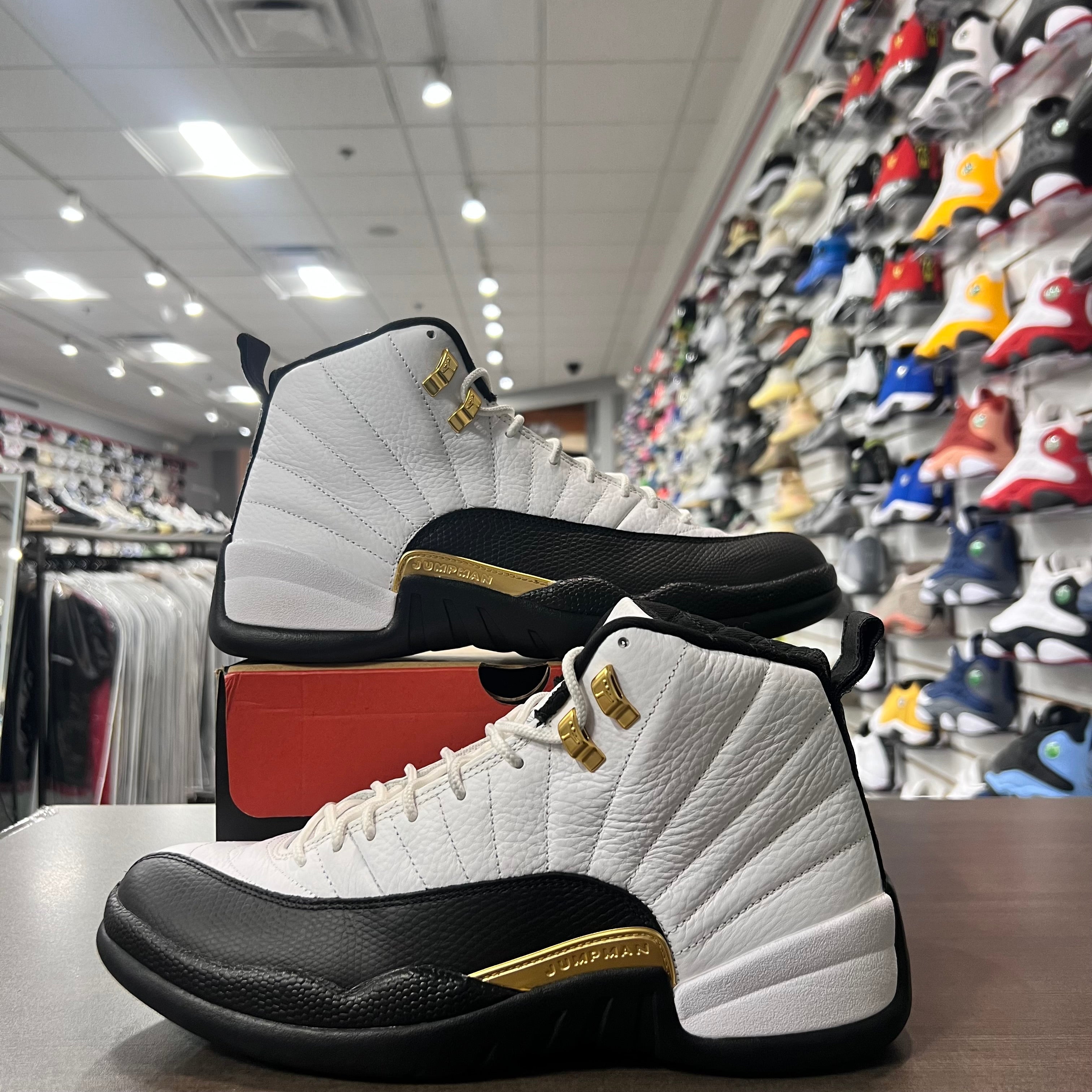 Jordan Retro 12 Mens Royalty (Lightly Worn)