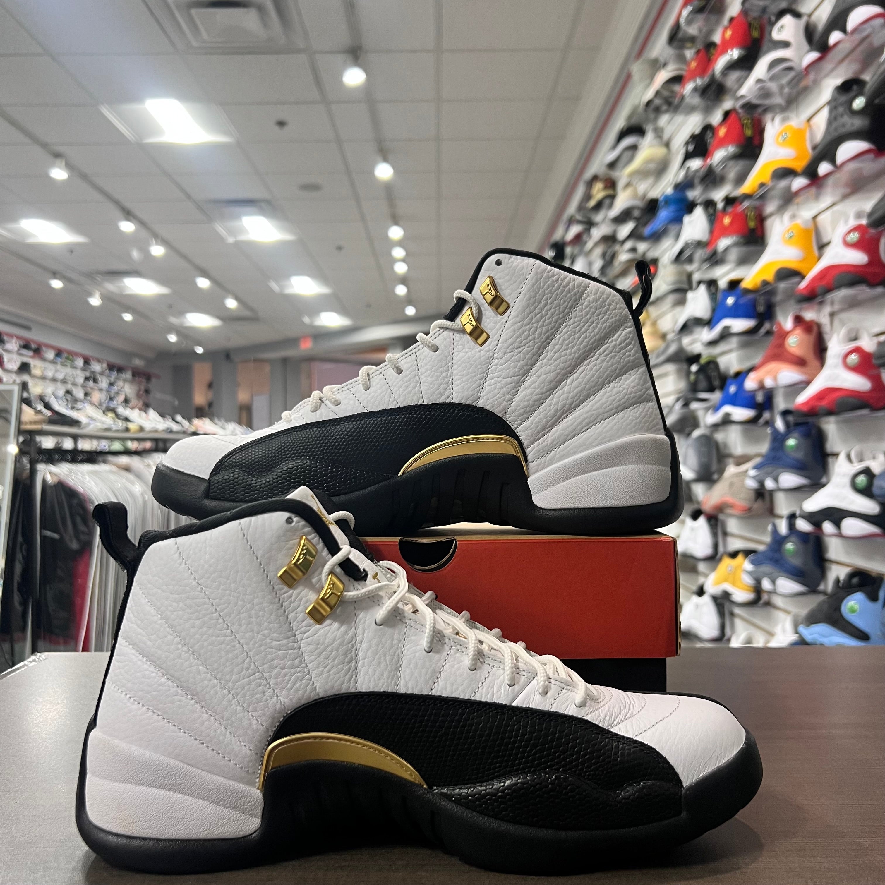 Jordan Retro 12 Mens Royalty (Lightly Worn)