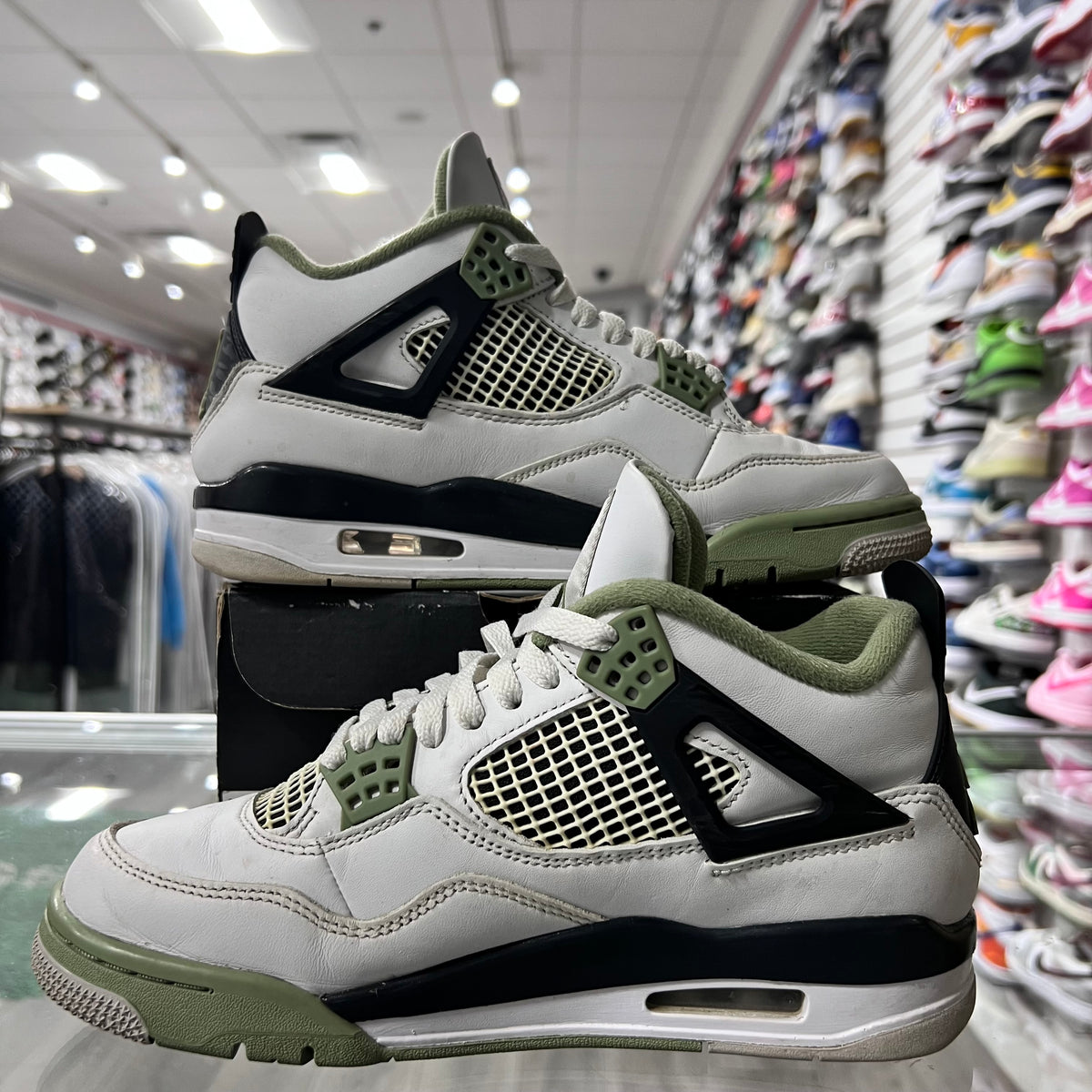 Jordan Retro 4 Womens Seafoamm (Lightly Worn+Replacement Box)