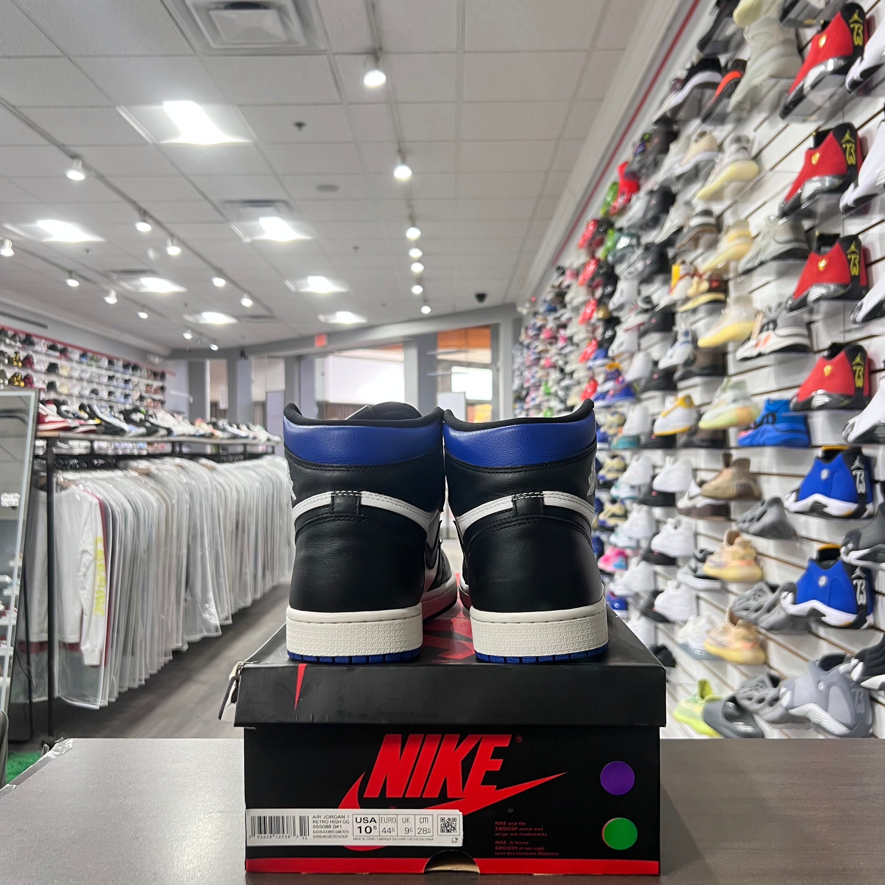 Jordan Retro 1 High Og Mens Royal Toe (Lightly Worn)