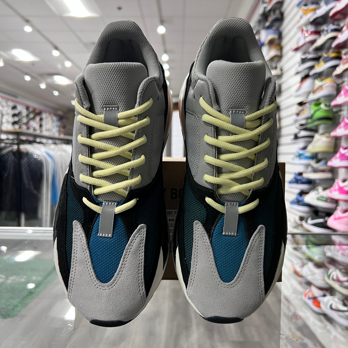 Yeezy 700 Wave Runner (Lightly Worn)