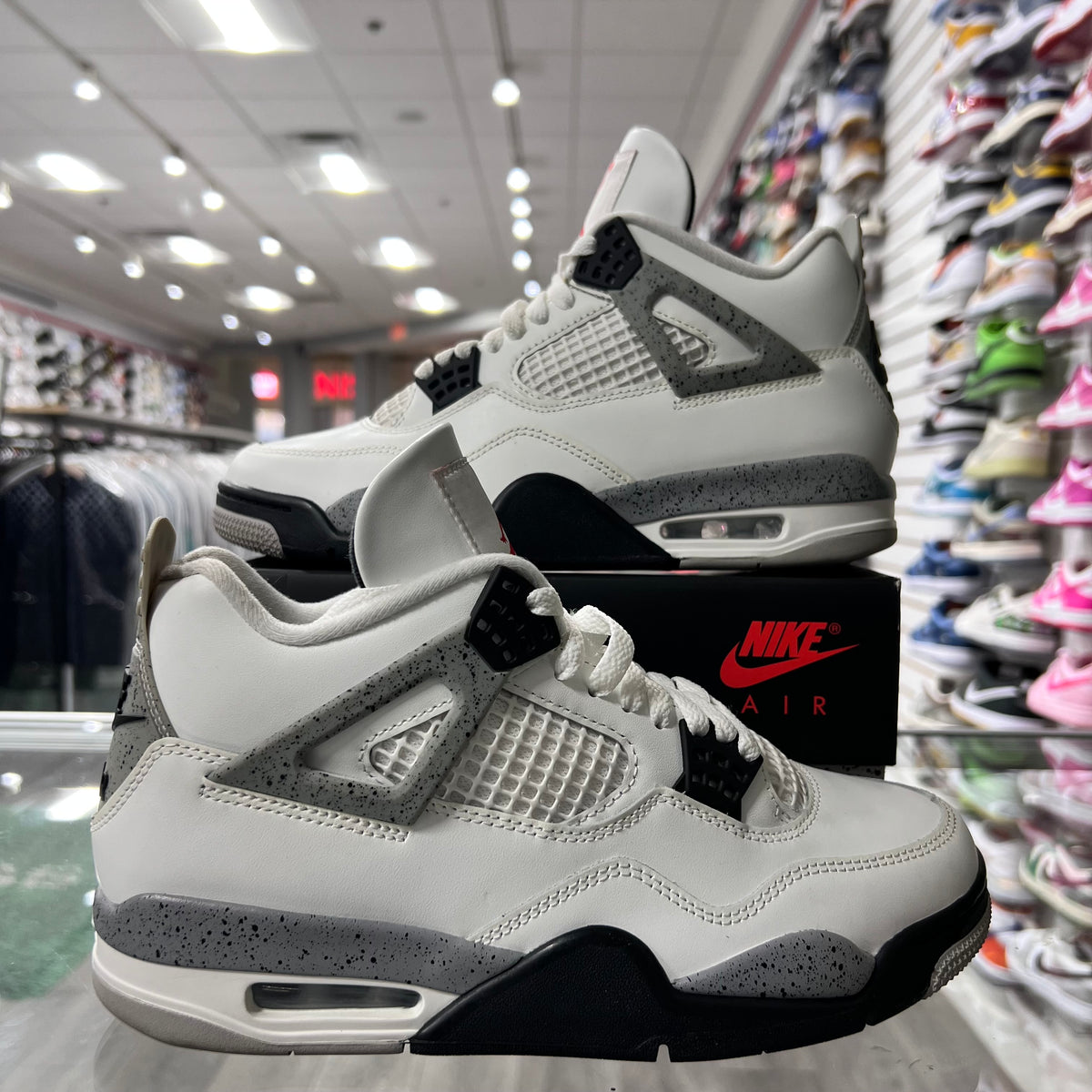 Jordan Retro 4 Mens White Cement (Lightly Worn)
