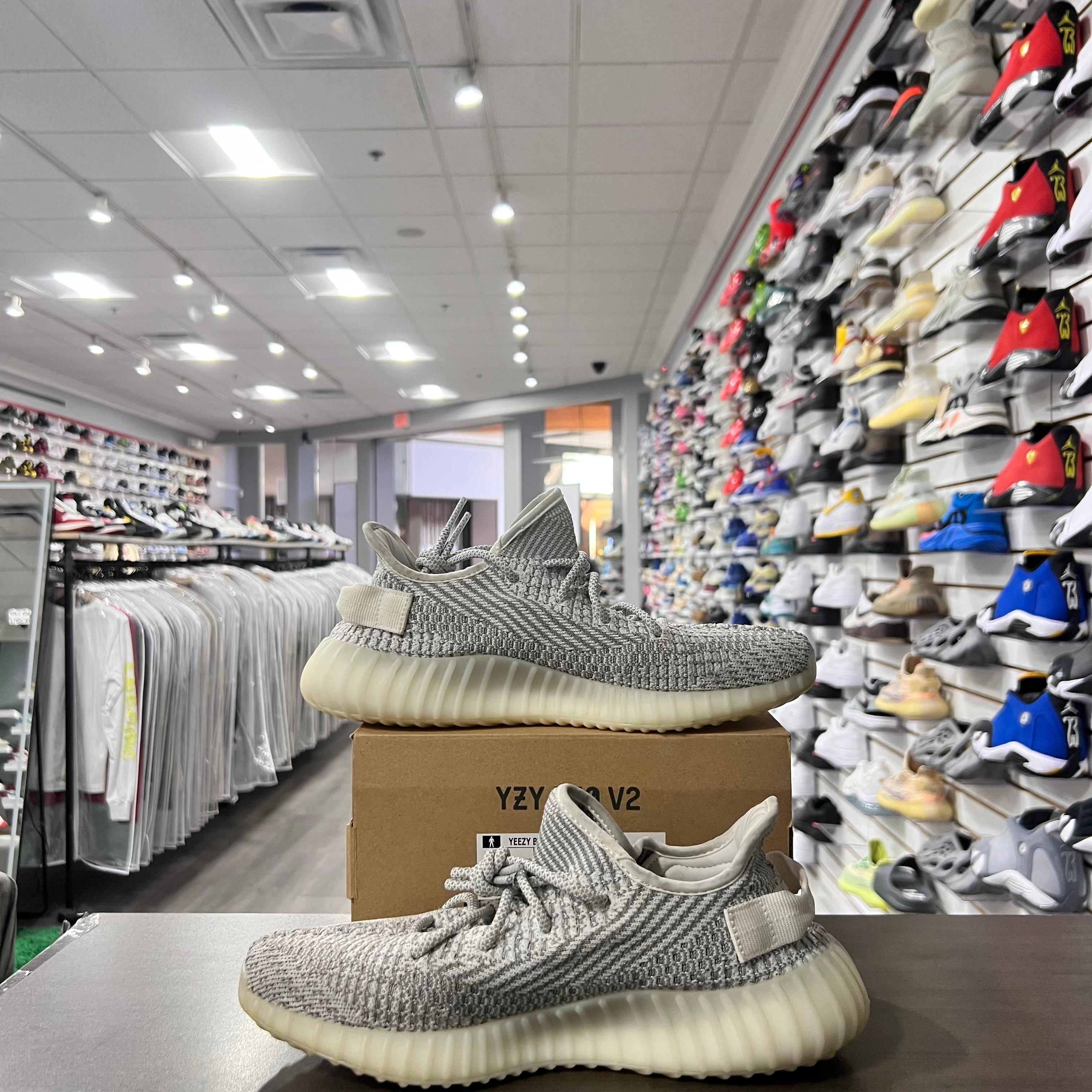Yeezy 350 V2 Static Non Reflective (Lightly Worn)