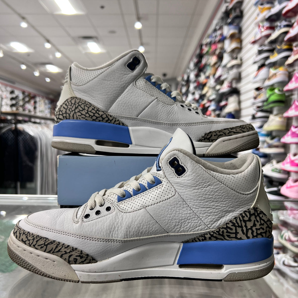 Jordan Retro 3 Mens UNC (Lightly Worn)