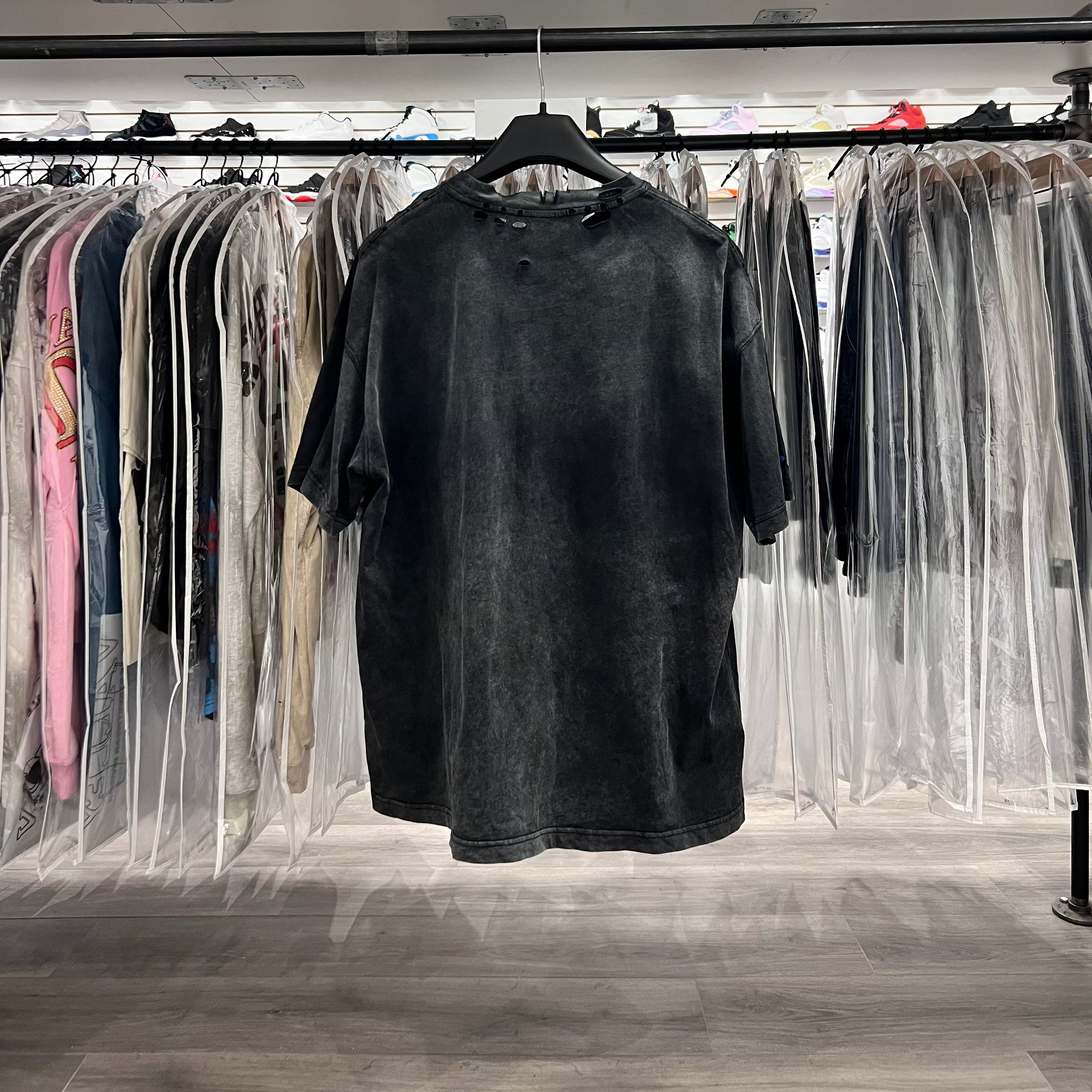 Vale Football Graphic Tee (Lightly Worn)