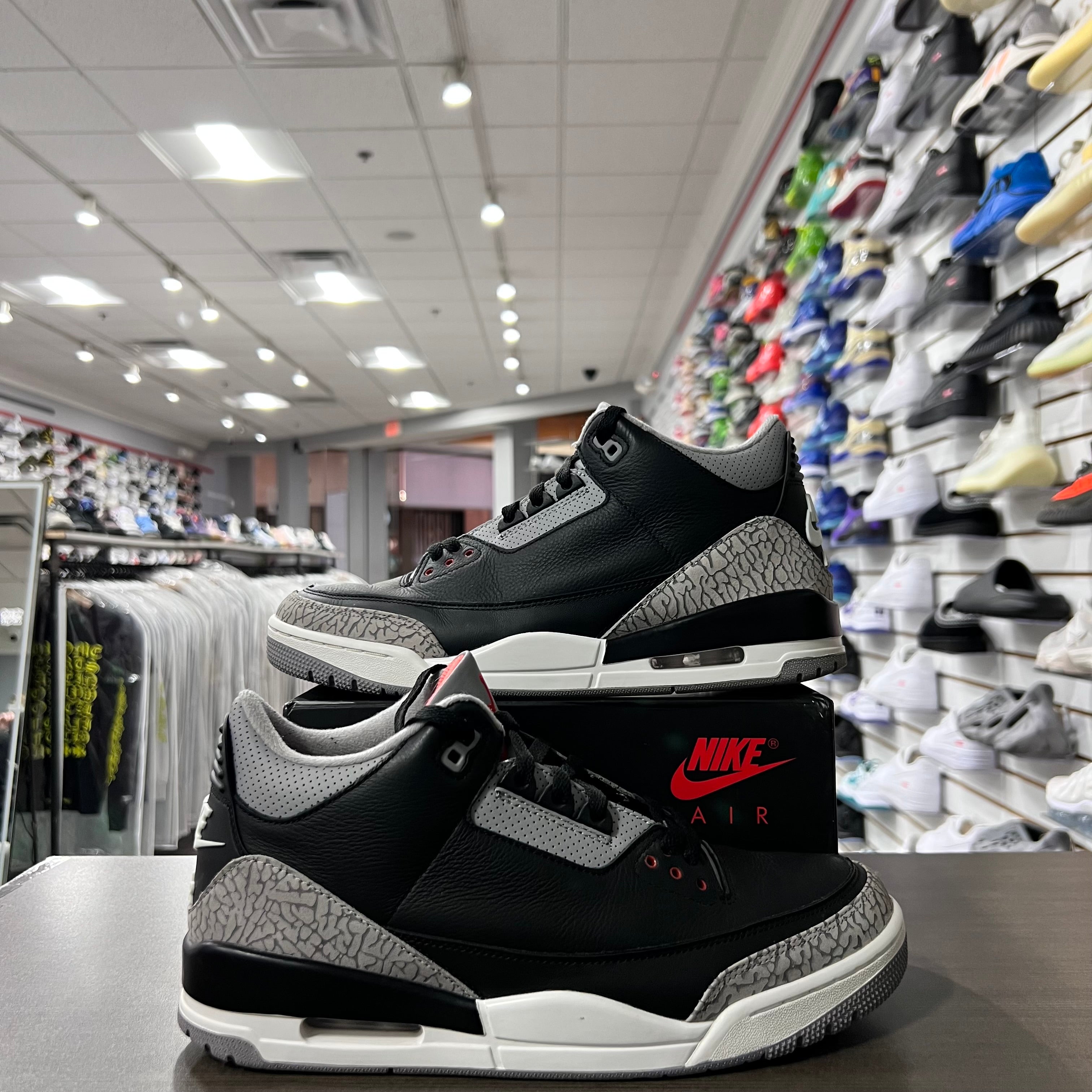 Jordan Retro 3 Mens Black Cement (2024)(Lightly Worn)