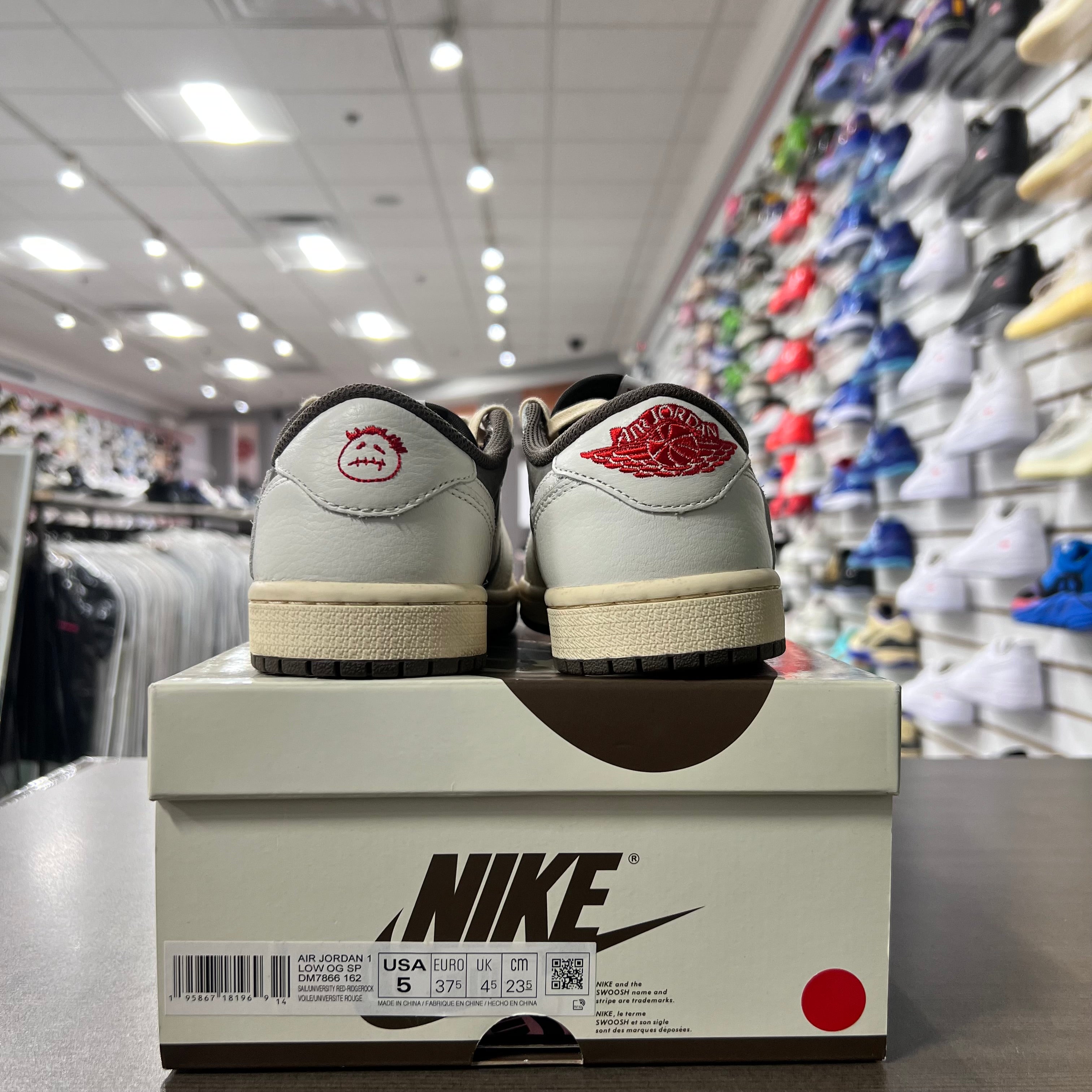 Jordan Retro 1 Low Mens Reverse Mocha (Lightly Worn)
