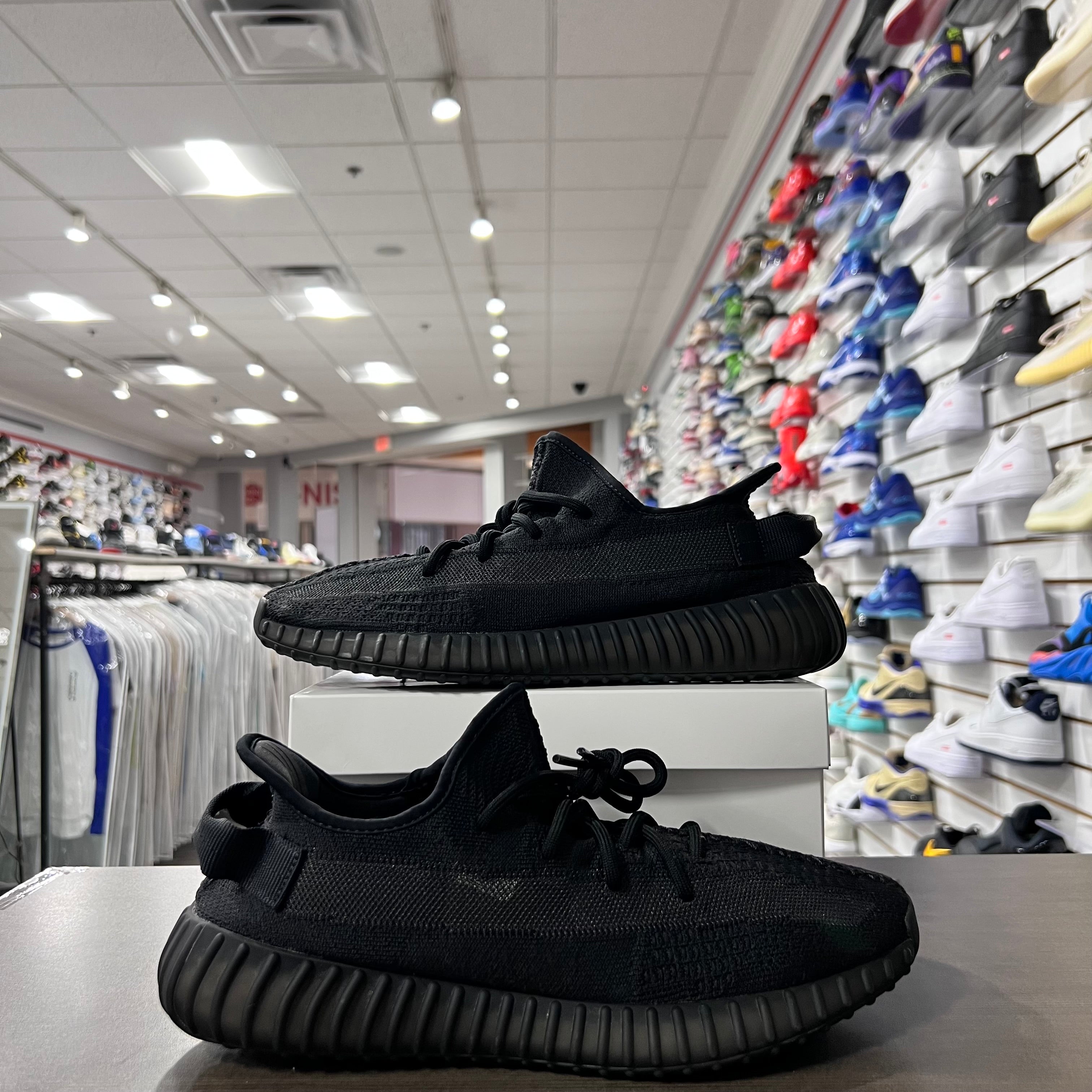 Yeezy 350 V2 Onyx (Lightly Worn + Replacement Box)