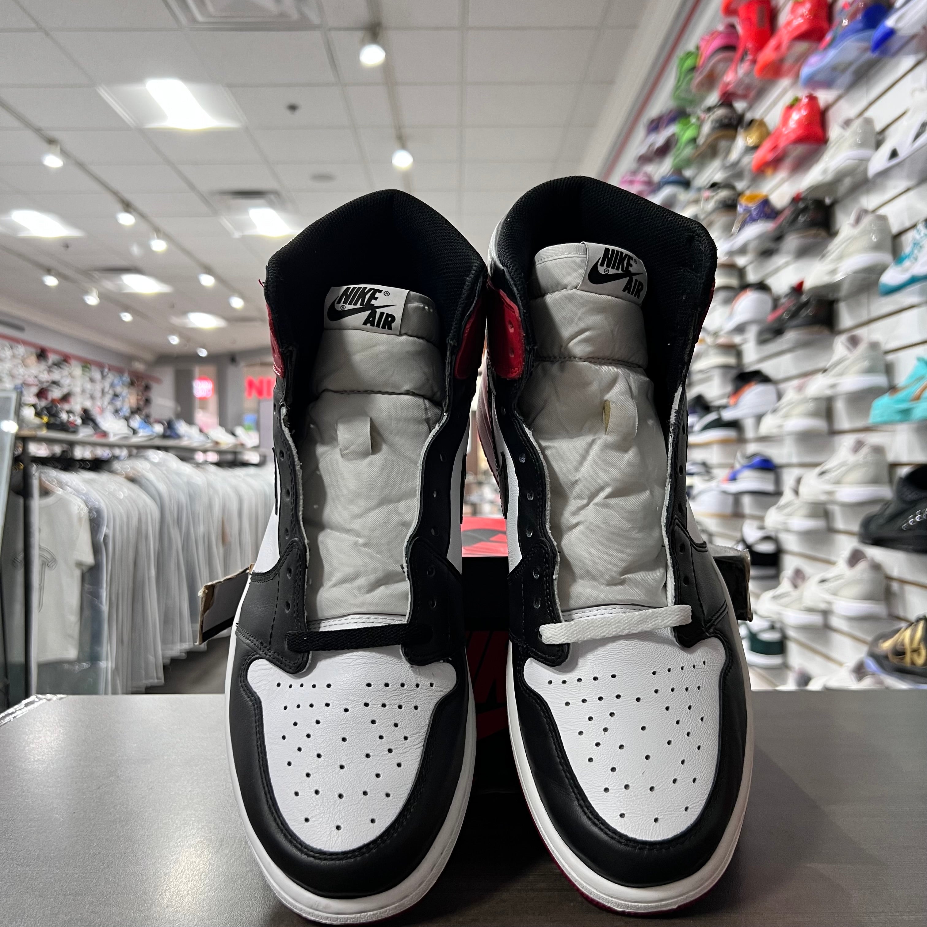 Jordan Retro 1 High Og Mens Black Toe (2016)(Lightly Worn)