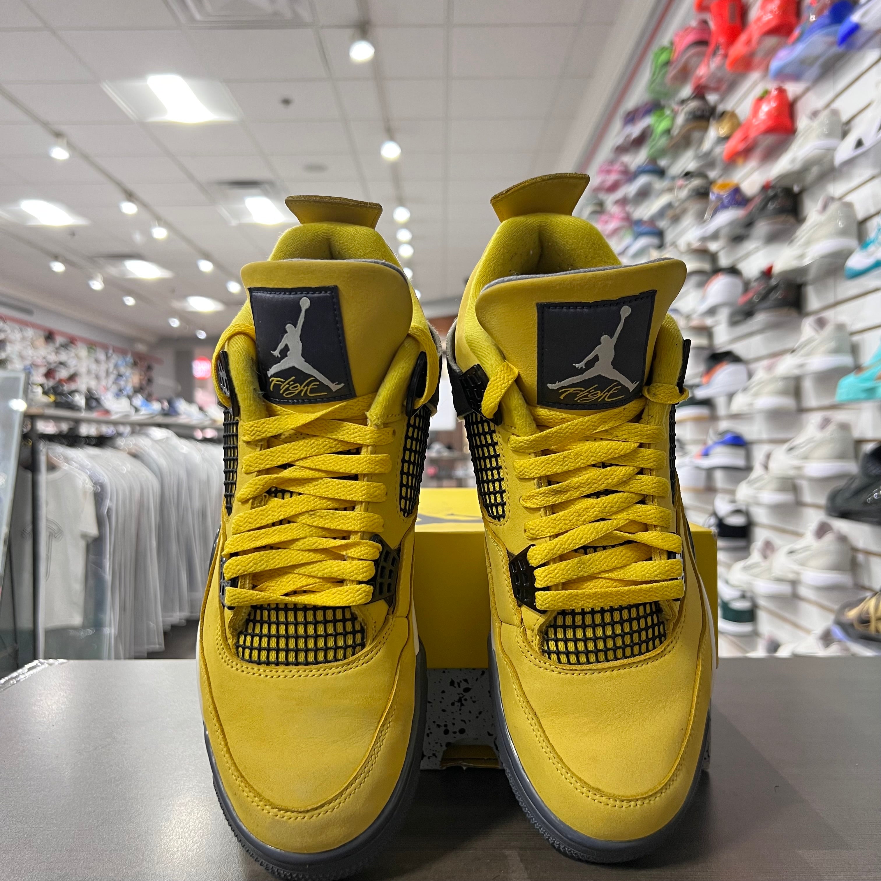 Jordan Retro 4 Mens Lightning (Lightly Worn)