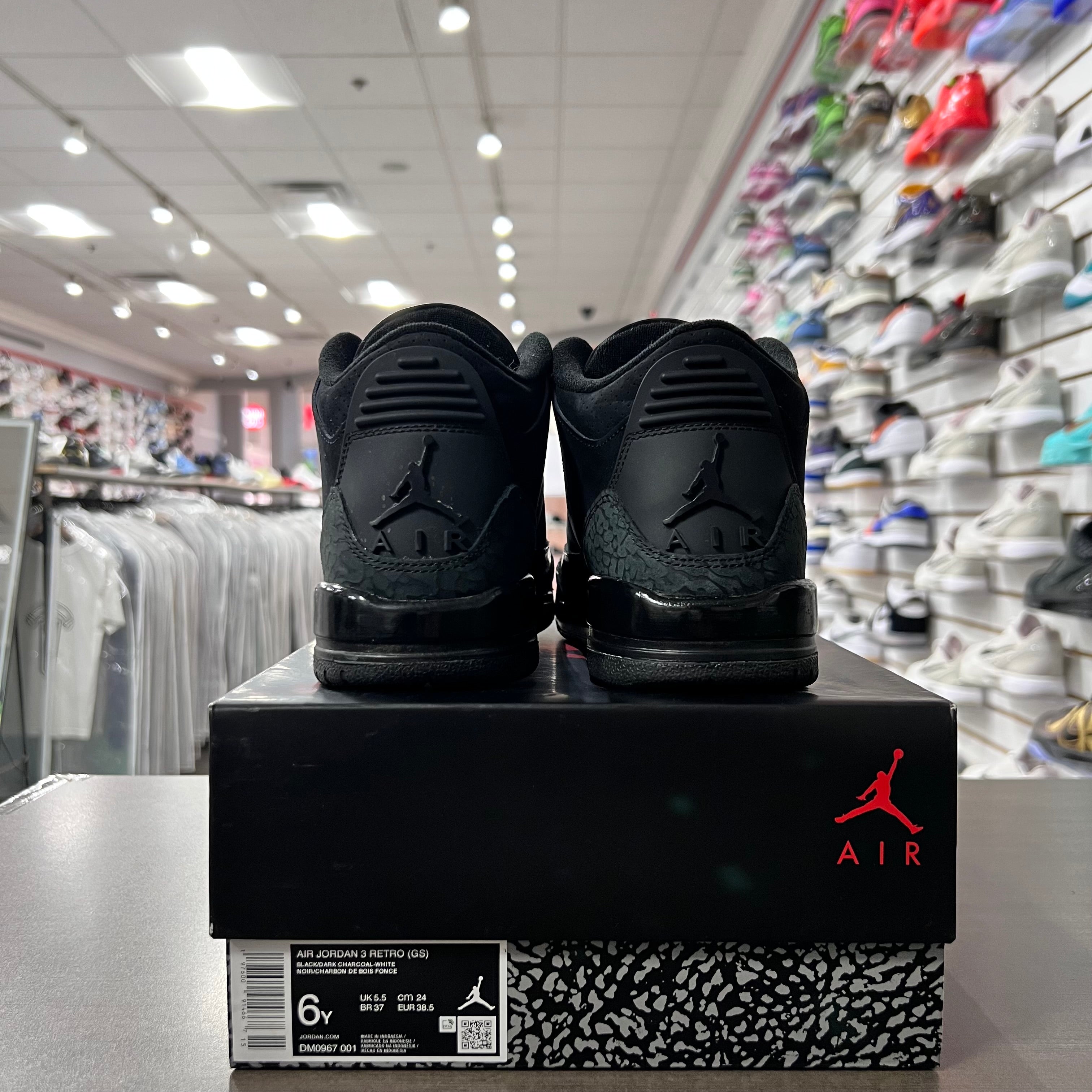 Jordan Retro 3 Gs Black Cat (Lightly Worn)
