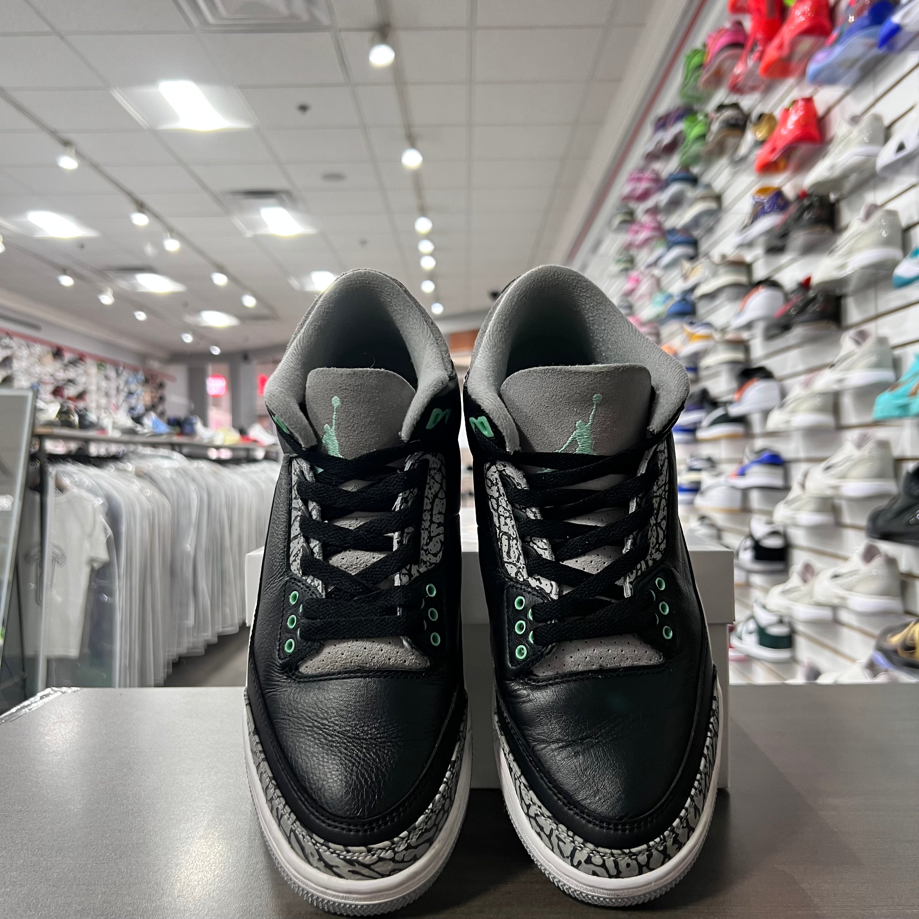 Jordan Retro 3 Mens Green Glow (Lightly Worn+Replacement Box)