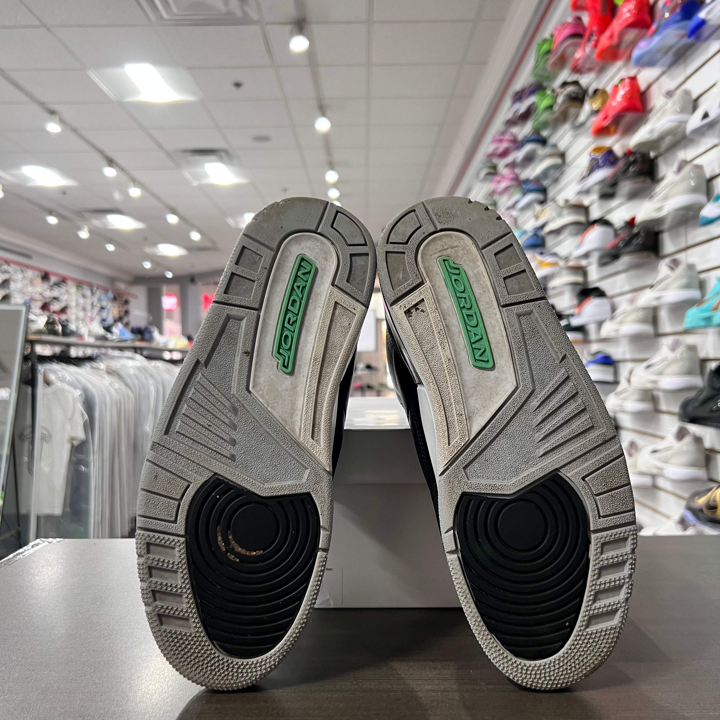 Jordan Retro 3 Mens Green Glow (Lightly Worn+Replacement Box)