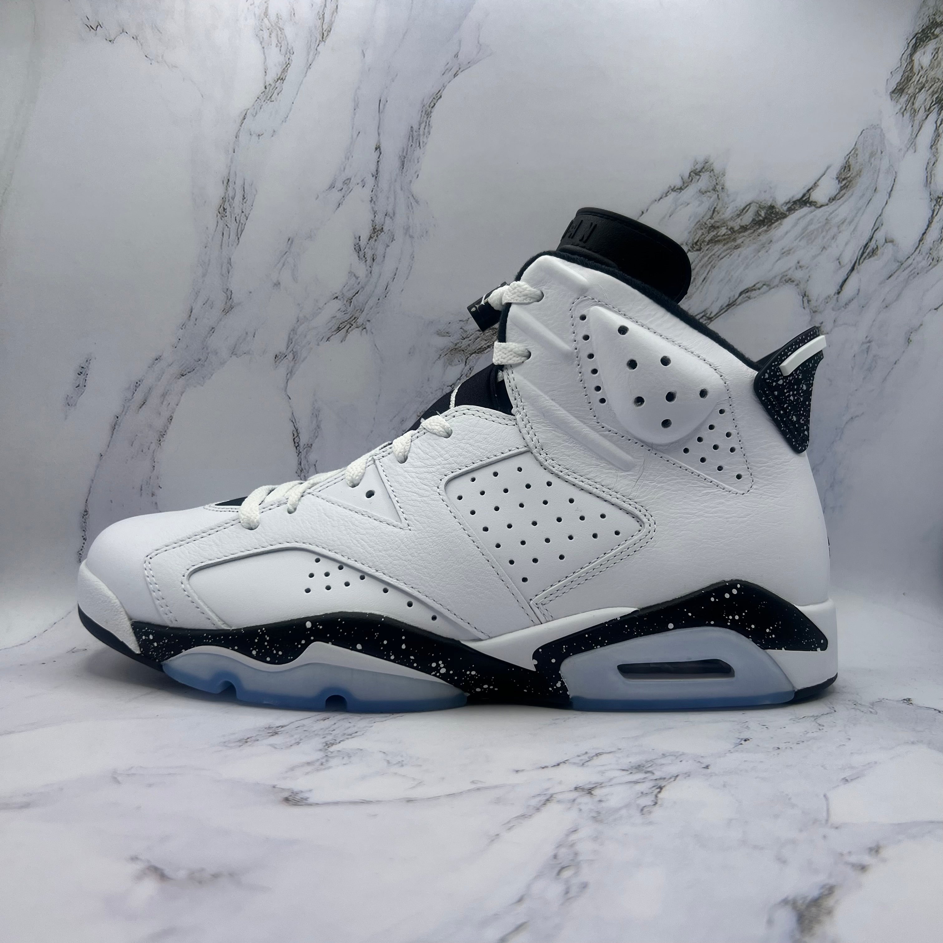 Jordan Retro 6 Mens Reverse Oreo