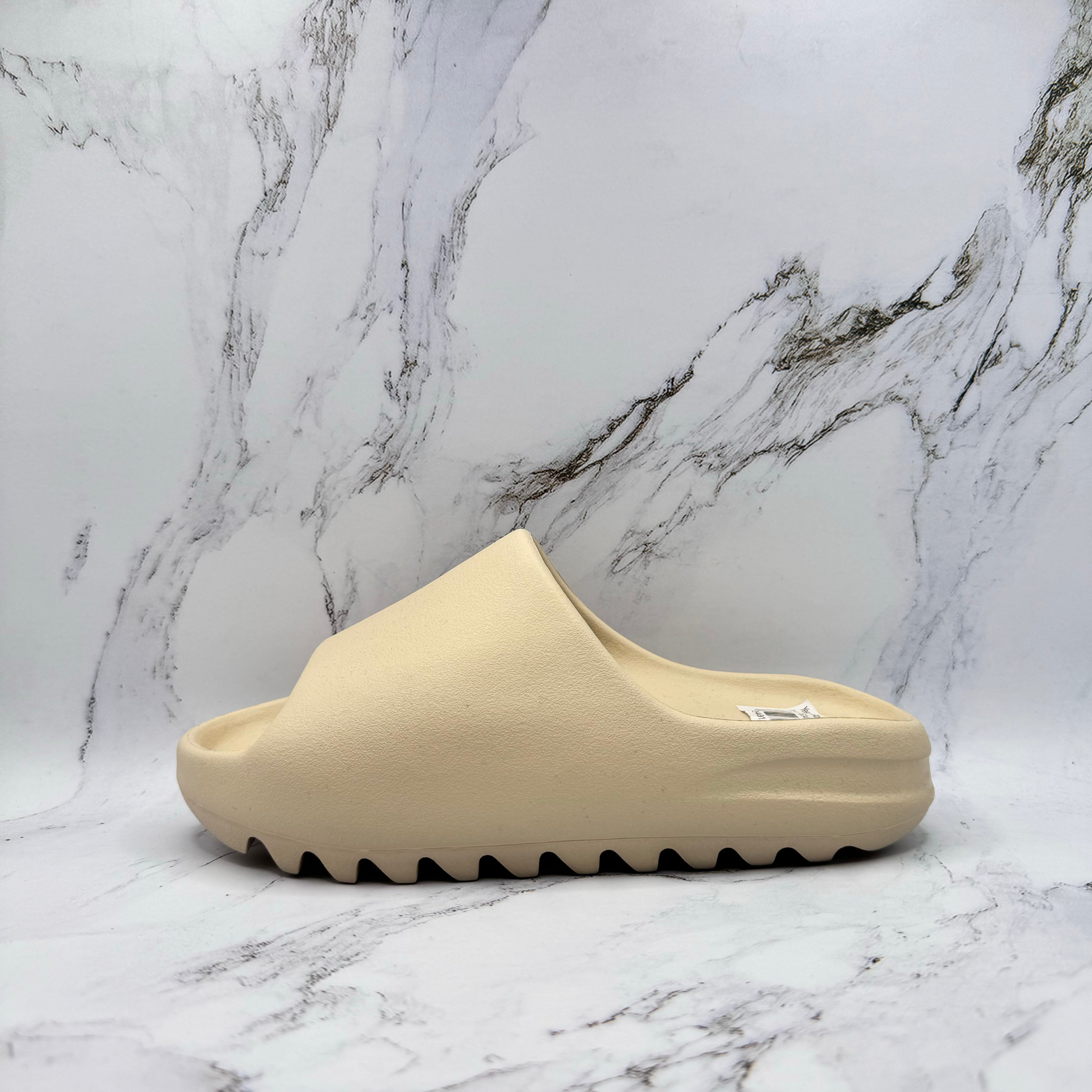 Yeezy Slide Bone