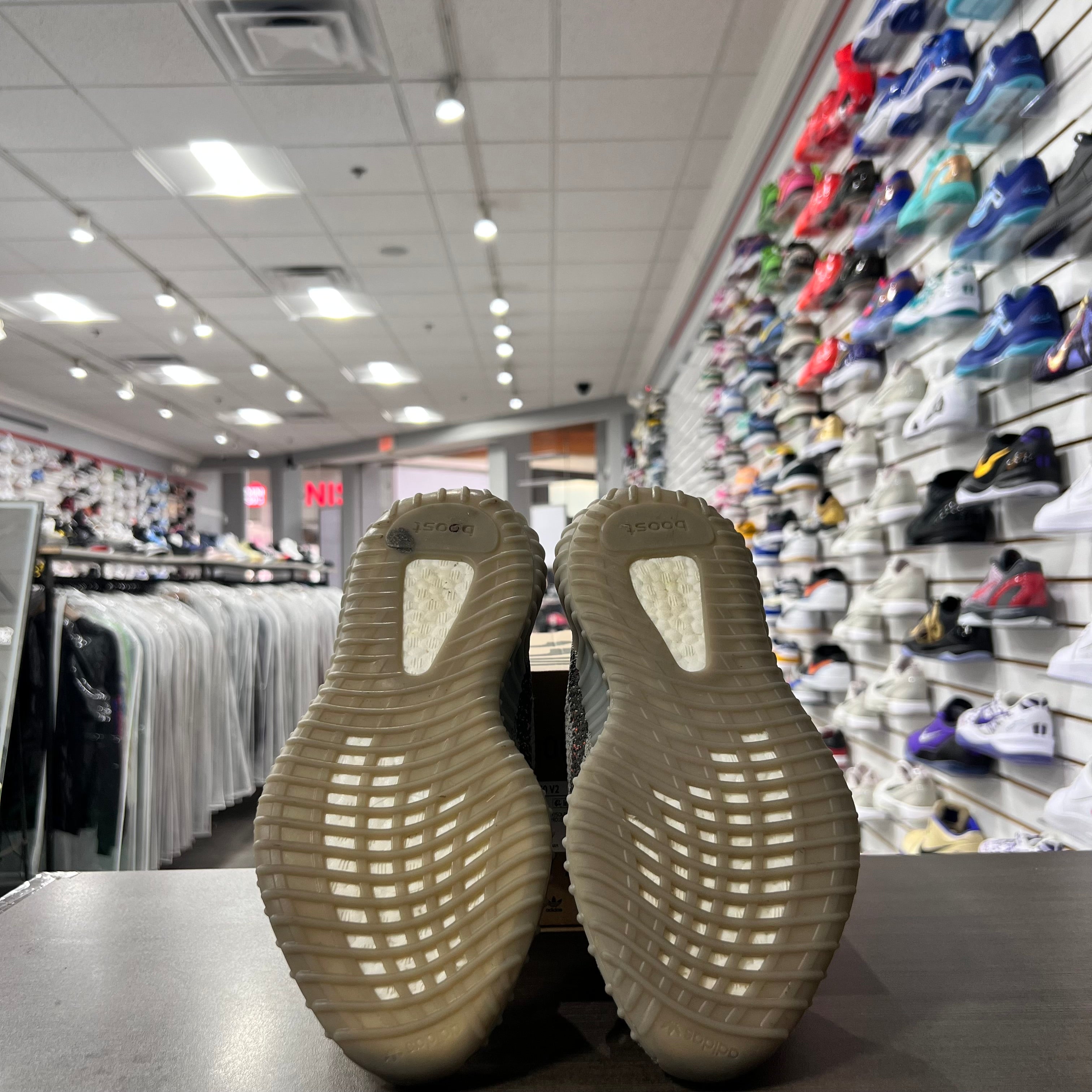 Yeezy 350 V2 Beluga Reflective (Lightly Worn)