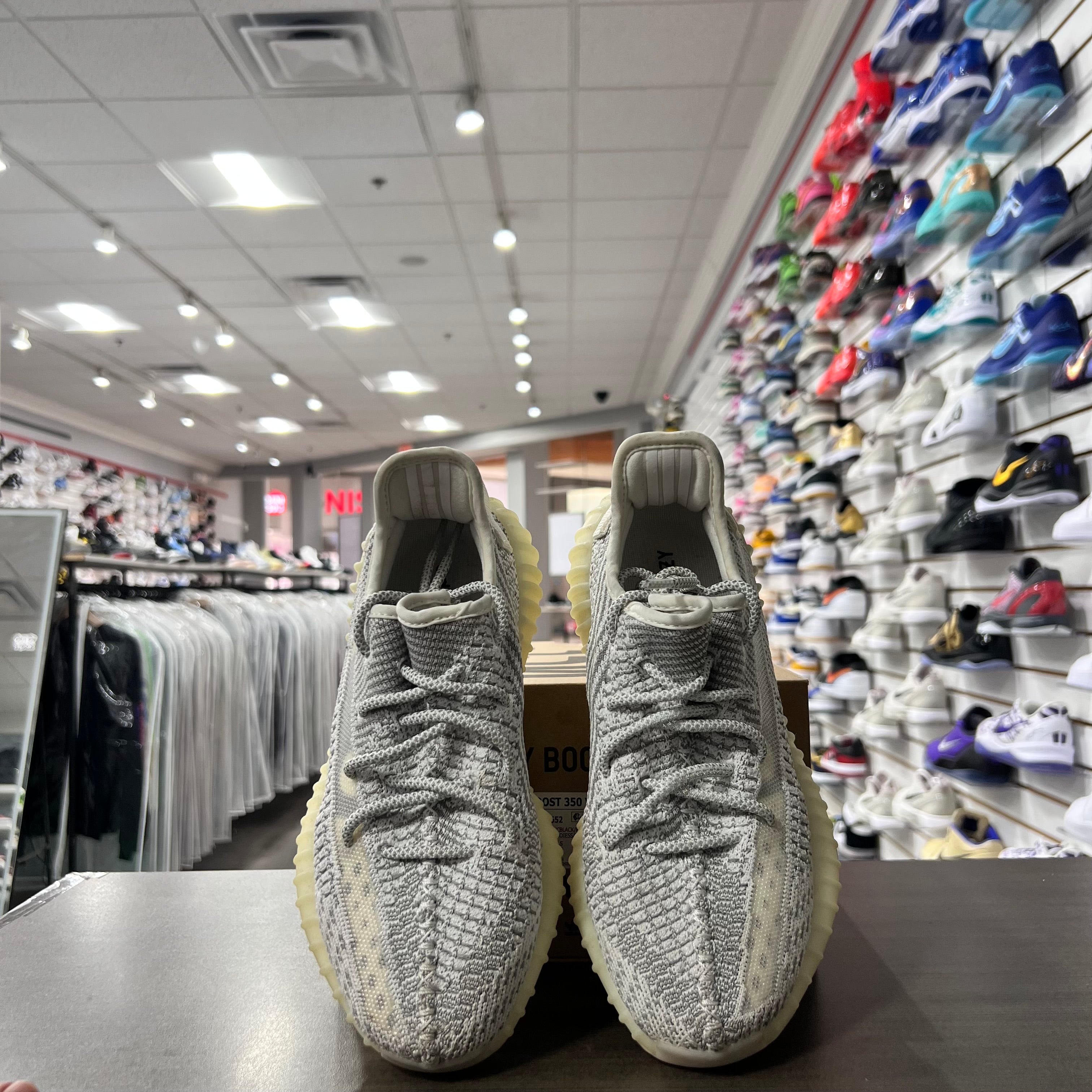 Yeezy 350 V2 Static Non Reflective White (Lightly Worn+Replacement Box)