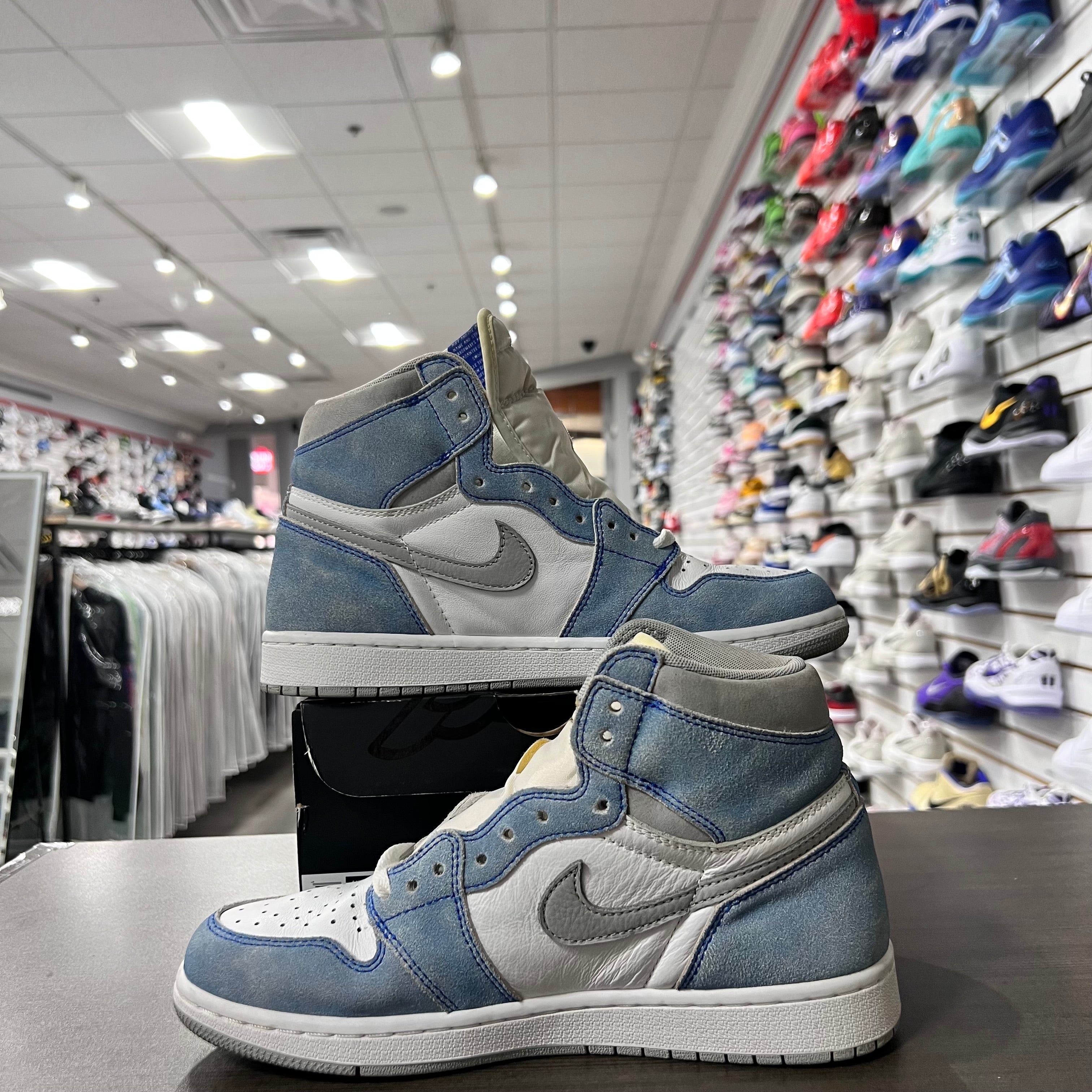 Jordan 1 Retro High Og Mens Hyper Royal (Lightly Worn+Replacement Box)